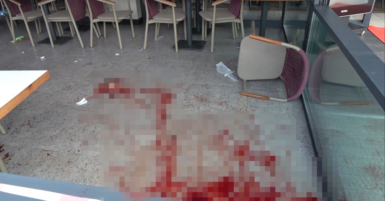 İşten çıkarılan personelin gözü döndü! Müdürünü art arda bıçakladı - 1. Resim