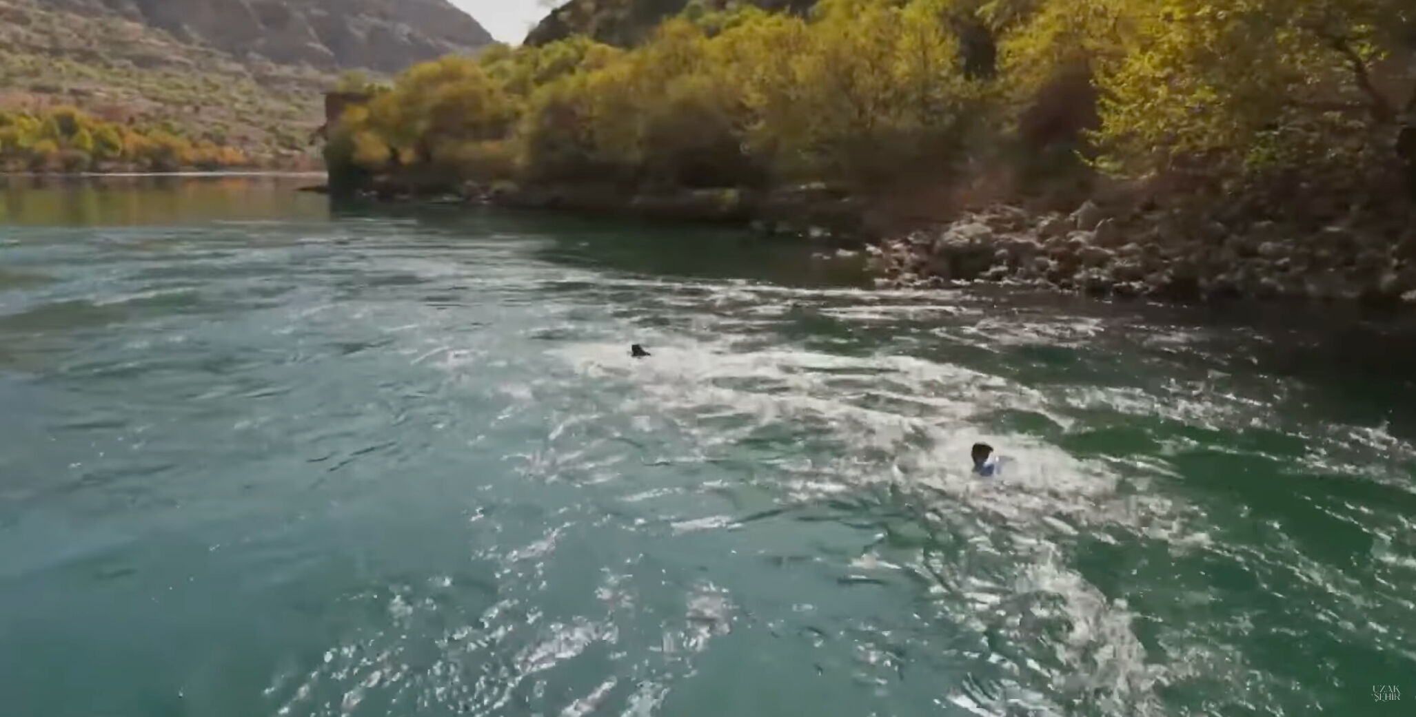 Uzak şehir 21 bölüm fragmanı yayınlandı mı? Deniz Cihan ölecek mi? - 3. Resim