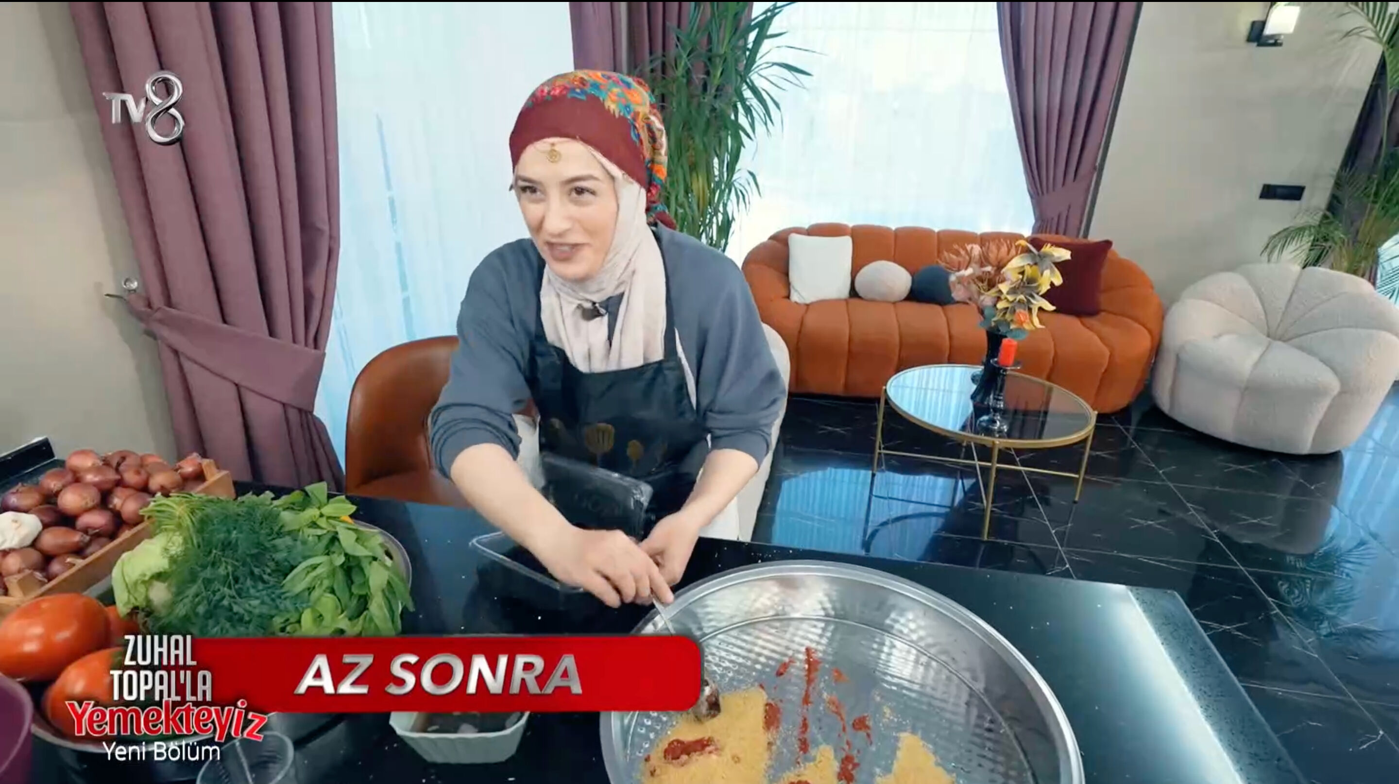 Yemekteyiz Zeynep Kılınç kimdir, kaç yaşında? Zuhal Topal’la Yemekteyiz Zeynel Hanım ne iş yapıyor? - 1. Resim