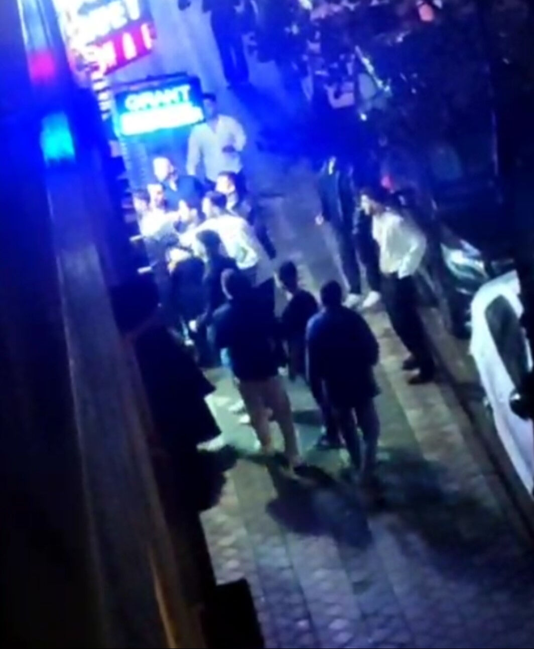 Düğündeki tartışma sokağa taştı! Davetliler faciayı yaşattı - 1. Resim