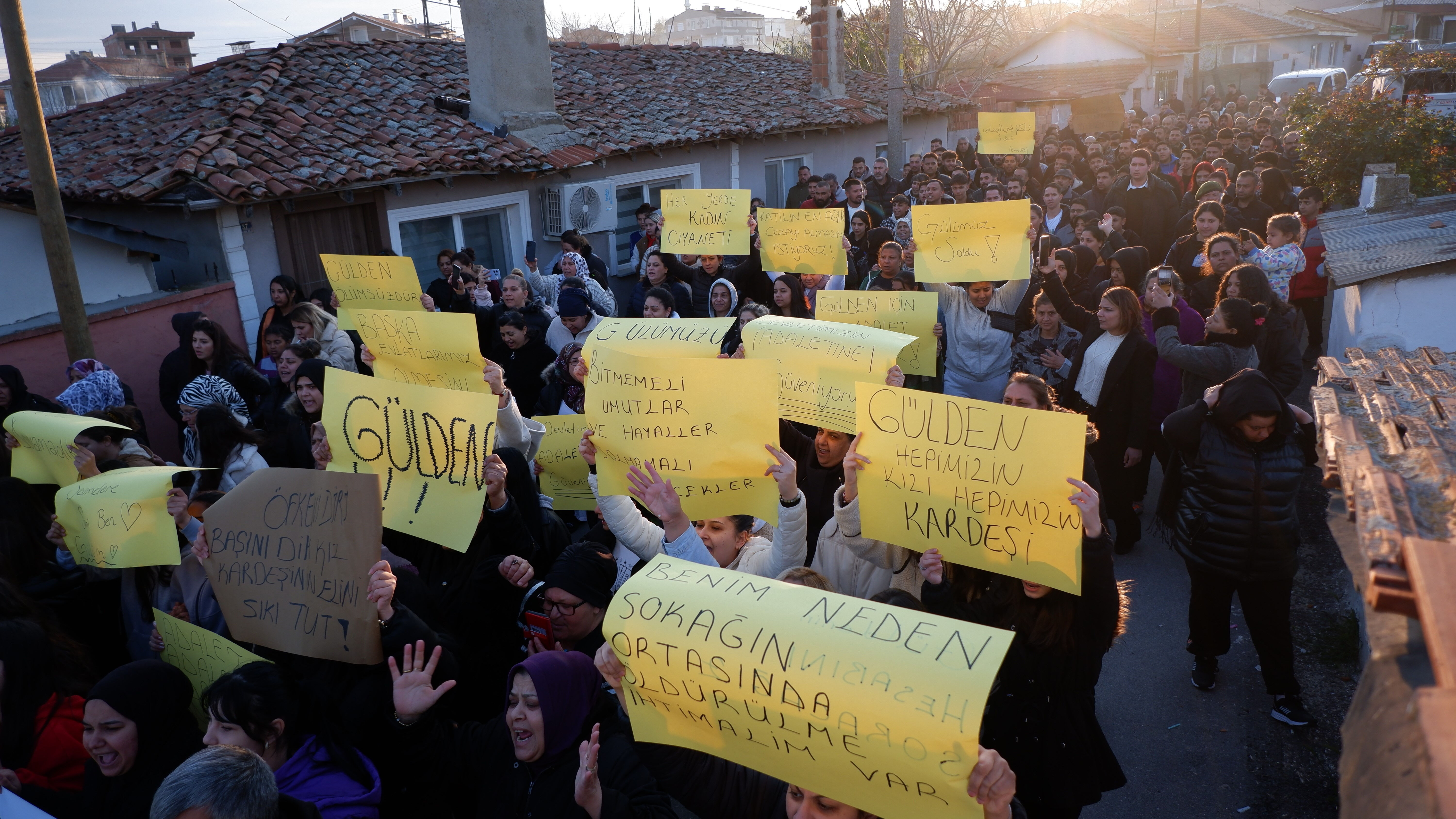 Gülden Coni cinayetinde kahreden detaylar! Cinayetin sebebi Netflix dizisi mi? Gülden Coni cinayetinde kahreden detaylar! Cinayetin sebebi Netflix dizisi mi? - 3. Resim