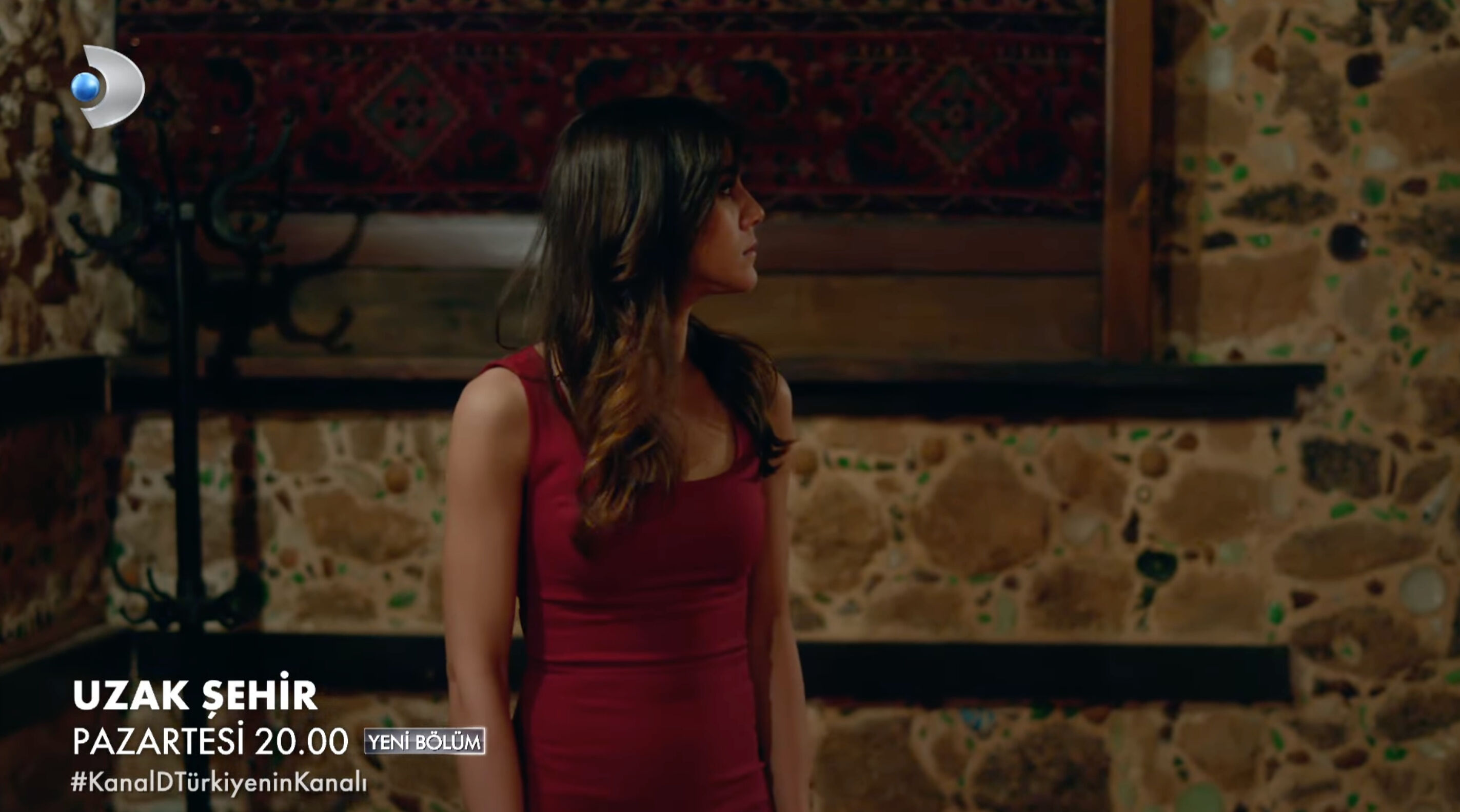 Uzak Şehir Zerrin öldü mü? Dilin Döğer Uzak Şehir'den ayrılıyor mu? Uzak Şehir Zerrin öldü mü? Dilin Döğer Uzak Şehir'den ayrılıyor mu? - 1. Resim