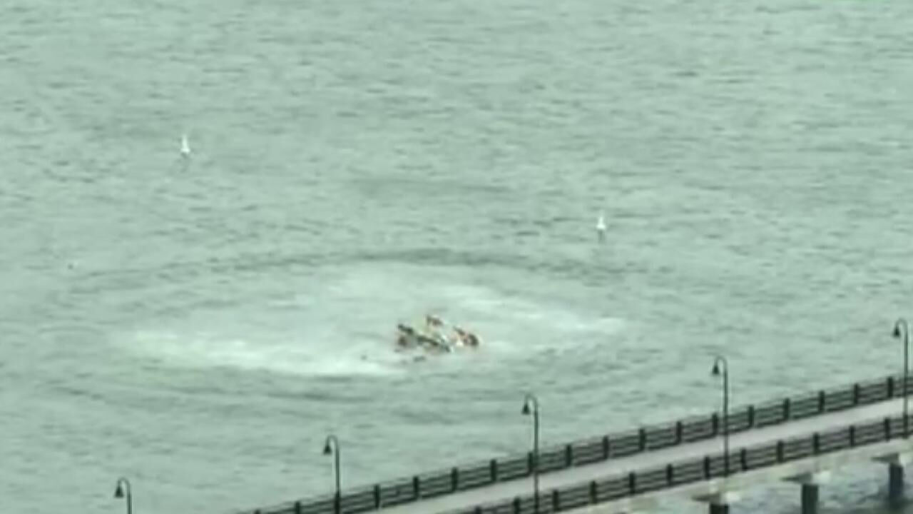 ABD'de helikopter nehre düştü: Çok sayıda ölü var - 1. Resim