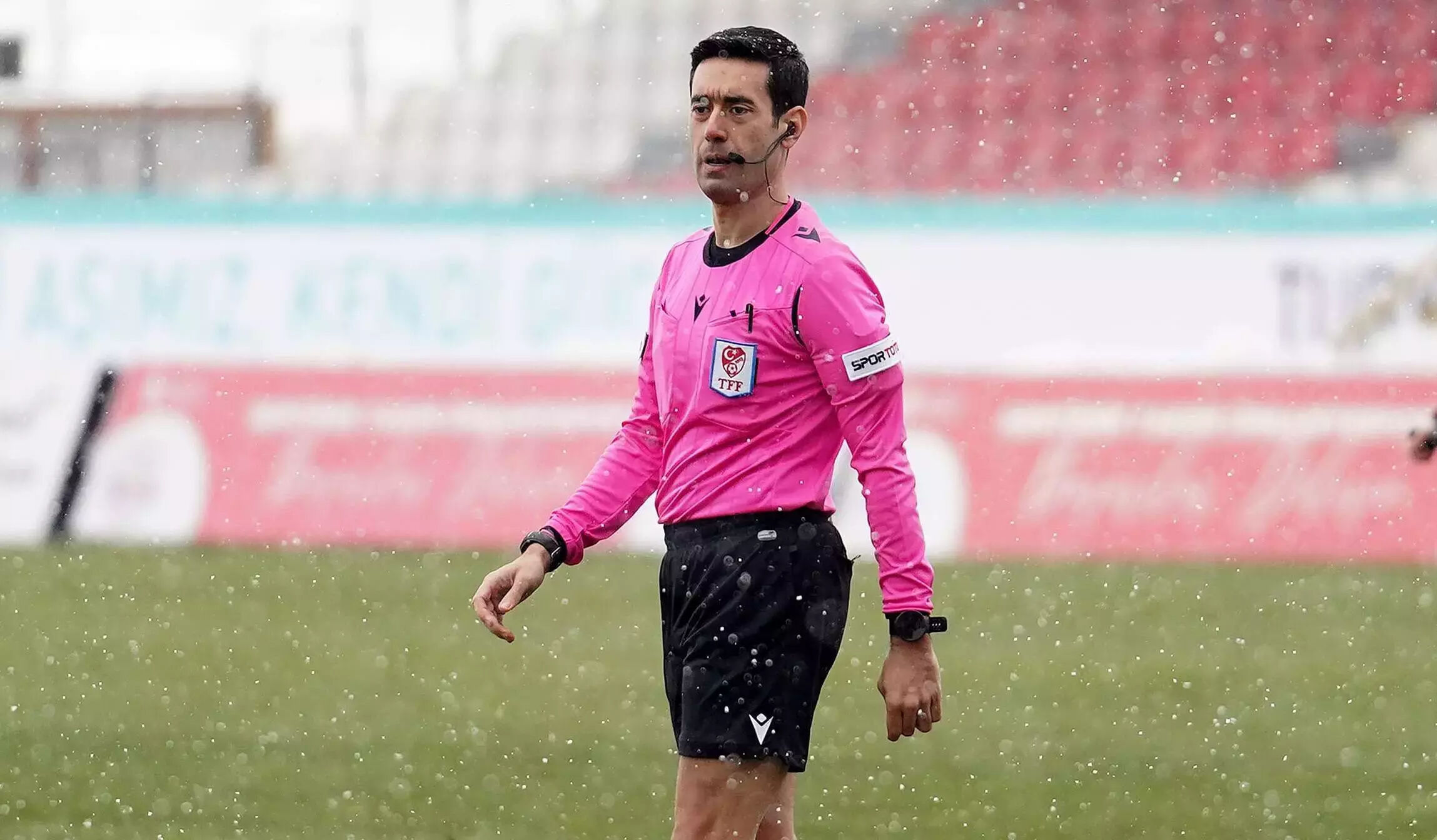 Adanaspor - Kocaelispor maçı hakemi Burak Pakkan kimdir, istatistikleri nasıl? - 1. Resim