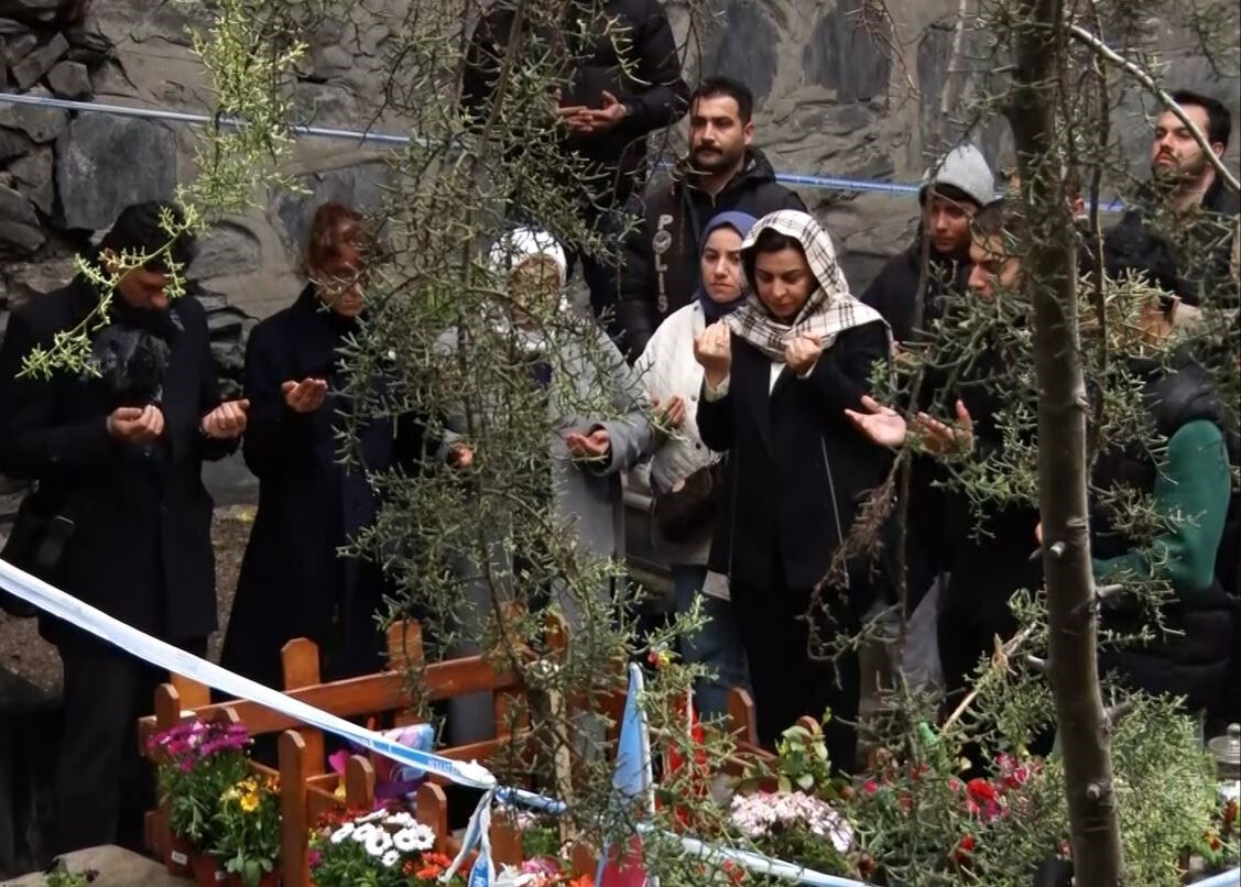 Ahmet Minguzzi'nin ailesi, duruşmanın ardından soluğu mezarlıkta aldı - 3. Resim