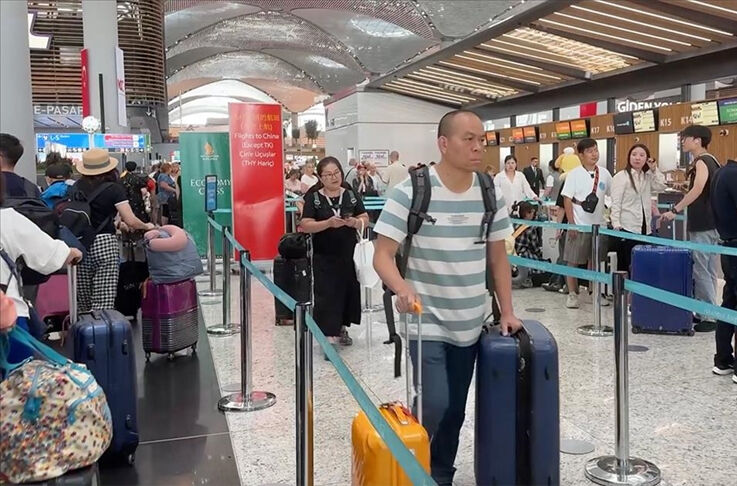 Çin'den ABD'ye giden vatandaşlarına uyarı: Seyahat riskini değerlendirin! - 1. Resim