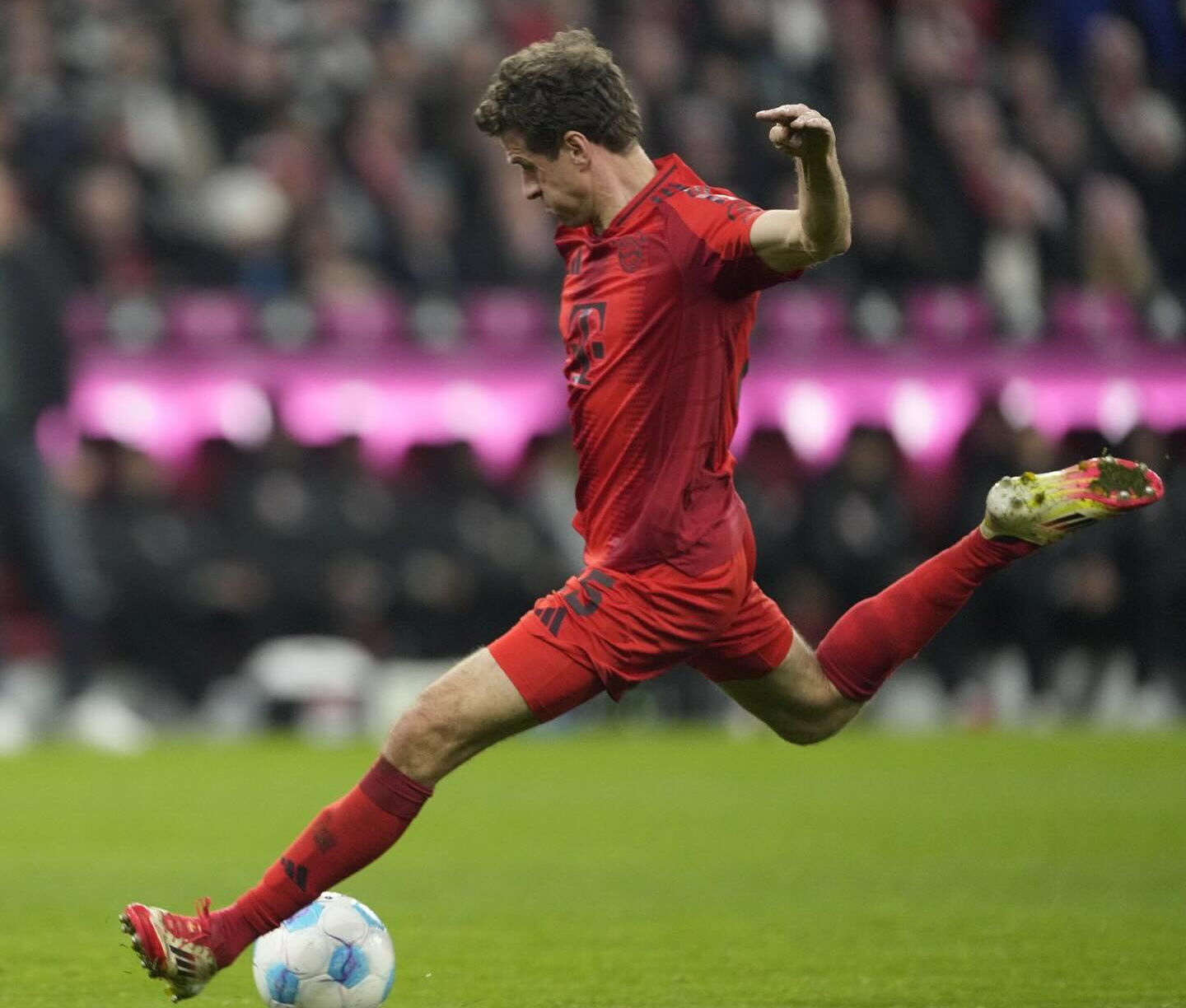 Dusan Tadic'in yerine yıldız 10 numara geliyor! Thomas Müller'e sözleşme teklif edildi - 5. Resim