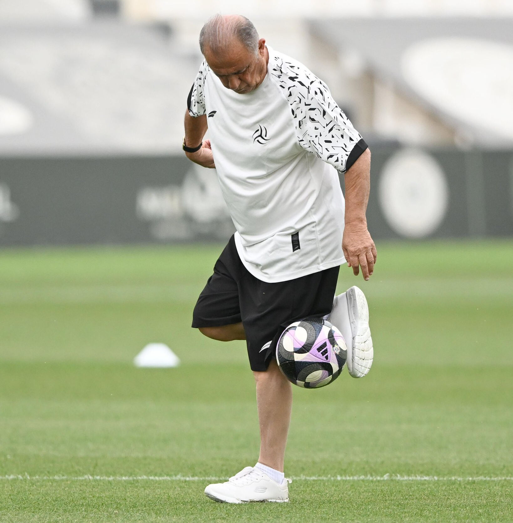 Fatih Terim'li Al Shabab galibiyet serisini sürdürdü! - 2. Resim