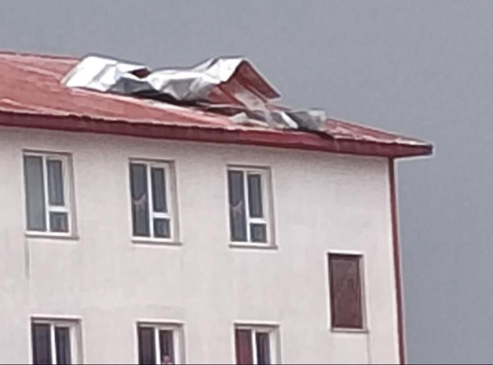 Haber gece yarısı geldi! Hakkari'de okullar tatil edildi - 1. Resim