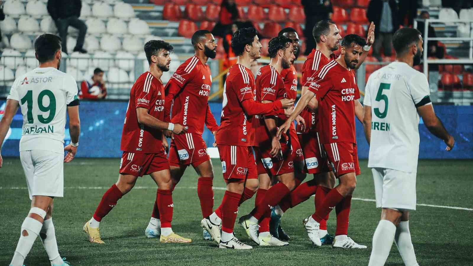 Şifresiz yayınlanacak: Gençlerbirliği Ümraniyespor maçı ne zaman, saat kaçta, hangi kanalda belli oldu! Şifresiz yayınlanacak: Gençlerbirliği Ümraniyespor maçı ne zaman, saat kaçta, hangi kanalda belli oldu! - 2. Resim