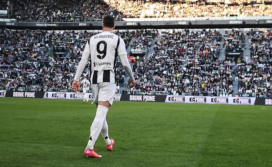 Yıldız yağacak! Fenerbahçe yeni sezon için çok önemli isimlerle flörtte Fenerbahçe'den Dusan Vlahovic hamlesi! Yıldız golcü ayrılık kararı aldı - 1. Resim