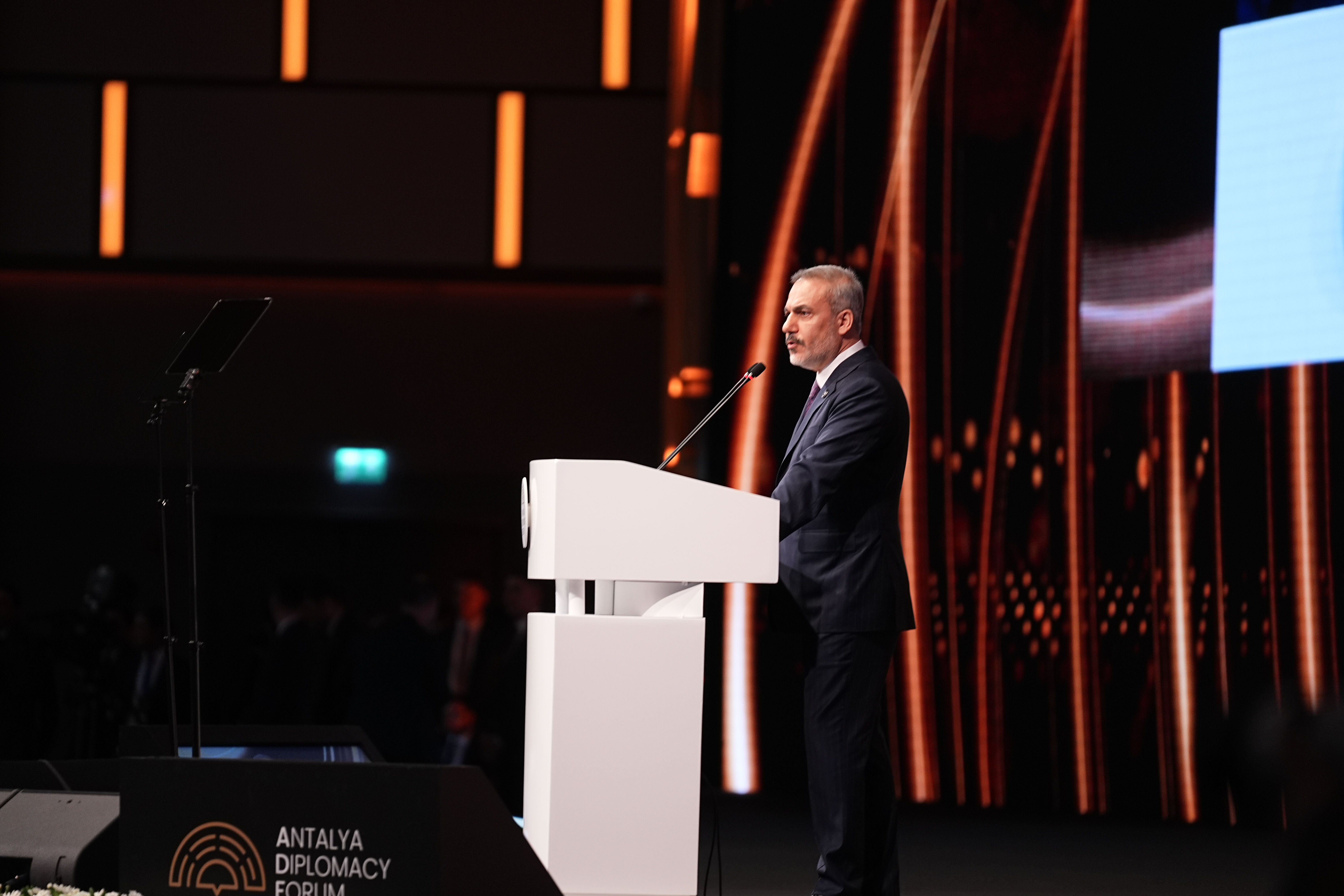 Dünya liderleri Antalya'da! Diplomasi Forumu başladı - 2. Resim