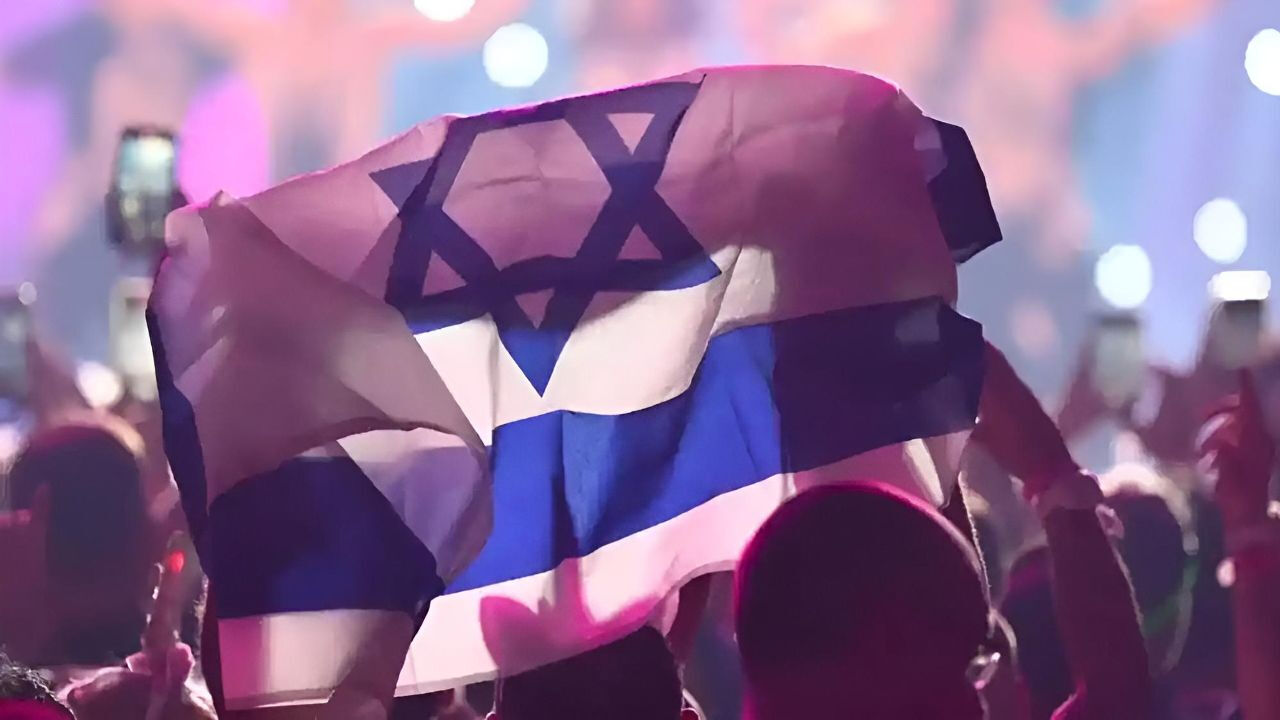 İspanya devlet televizyonundan dikkat çeken Eurovision hamlesi! Tartışma açılmasını talep etti İspanya devlet televizyonundan dikkat çeken Eurovision hamlesi! Tartışma açılmasını talep etti - 4. Resim