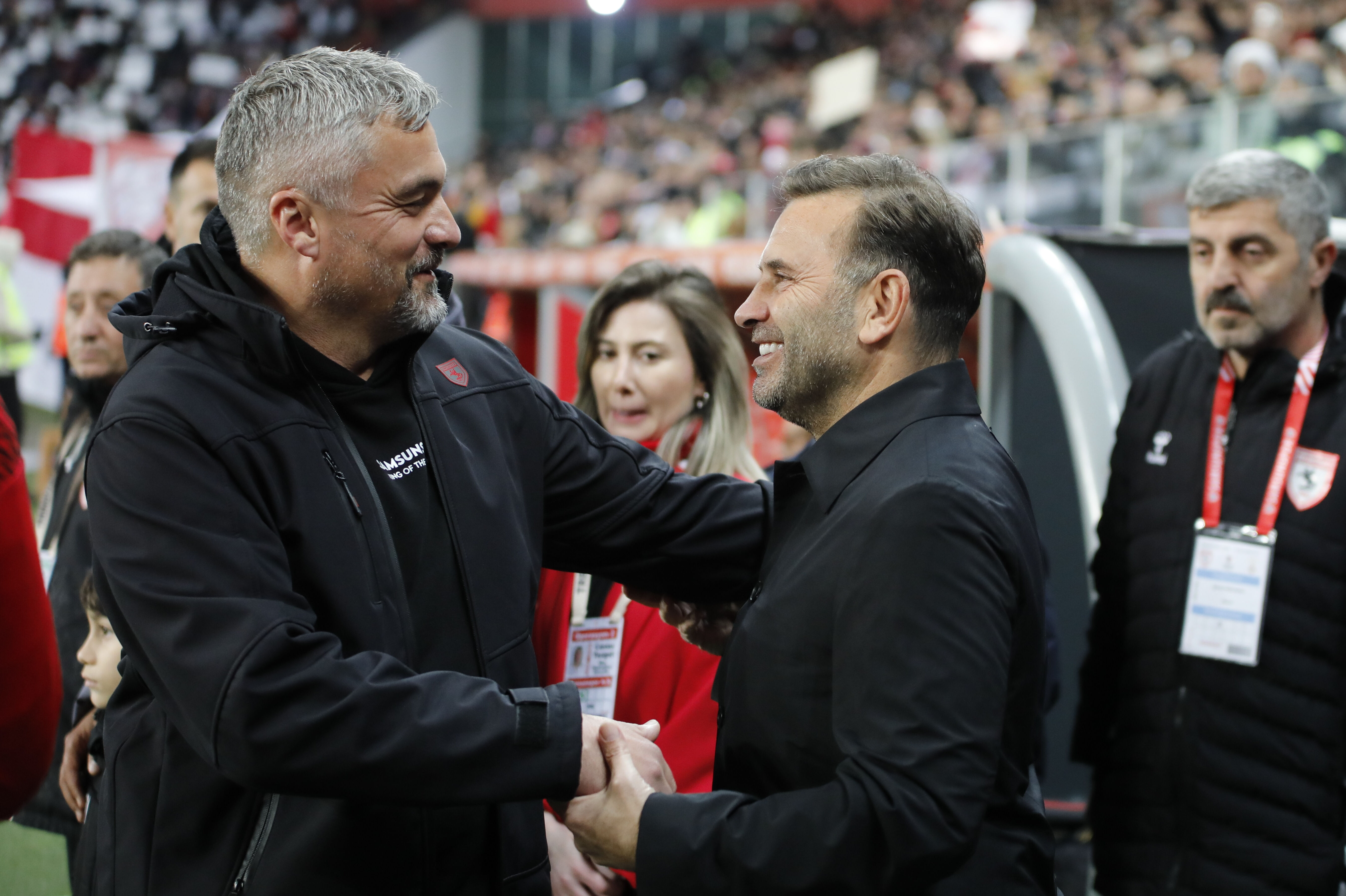 Okan Buruk'tan Samsunspor galibiyeti sonrası hakem tepkisi!  Okan Buruk'tan Samsunspor galibiyeti sonrası hakem tepkisi!