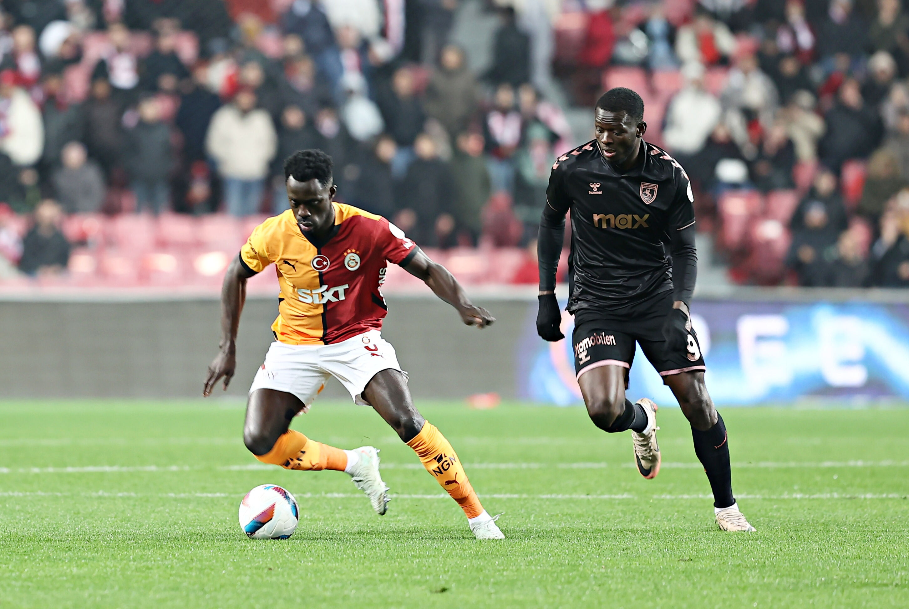 Samsunspor'un golü VAR'a takıldı! Galatasaray maçında ofsayt damgası Samsunspor’un golü VAR’a takıldı! Galatasaray maçında ofsayt damgası - 1. Resim