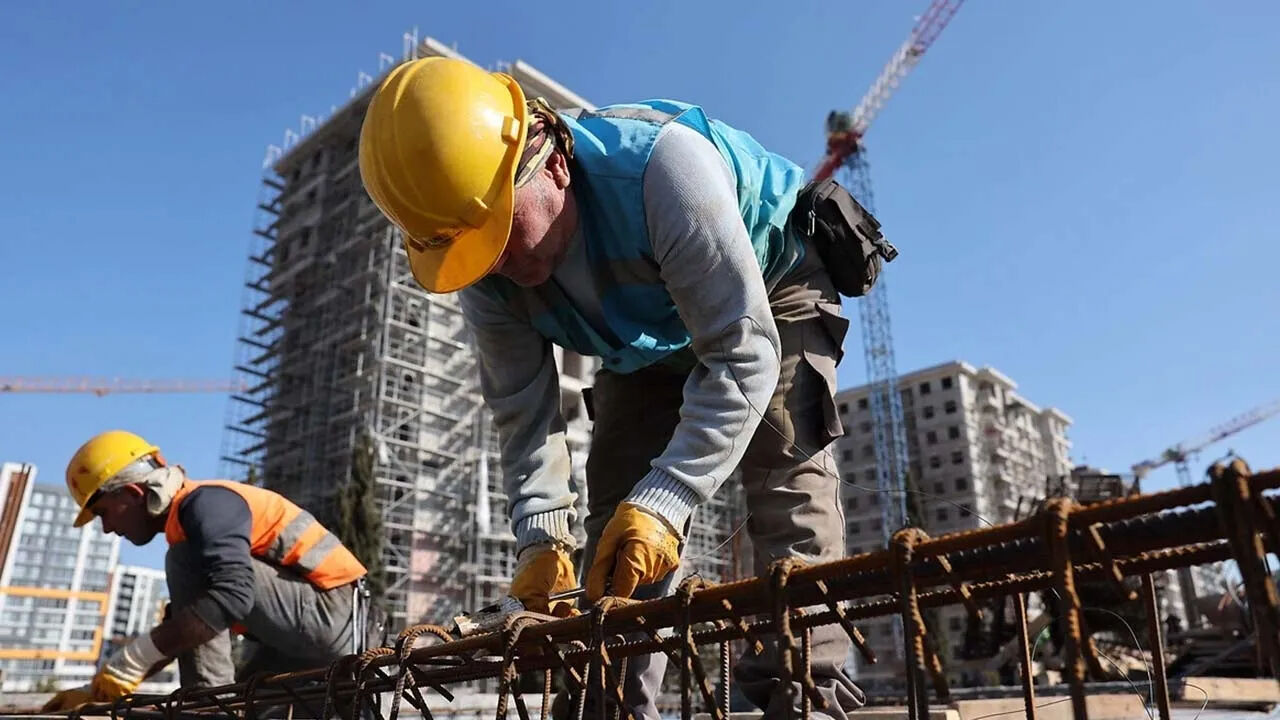Taşerona kadro müjdesi! 100 bin taşerona kadro uygulaması ne zaman başlayacak? Taşerona kadro müjdesi! 100 bin taşerona kadro uygulaması ne zaman başlayacak? - 1. Resim