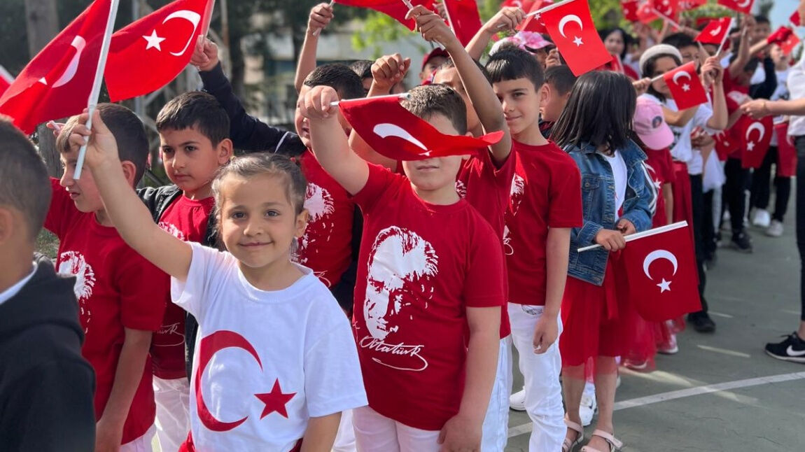 22 Nisan yarım gün mü, tatil mi, hangi güne denk geliyor? 23 Nisan resmi tatil öncesi araştırılıyor 22 Nisan yarım gün mü, tatil mi, hangi güne denk geliyor? 23 Nisan resmi tatil öncesi araştırılıyor - 3. Resim