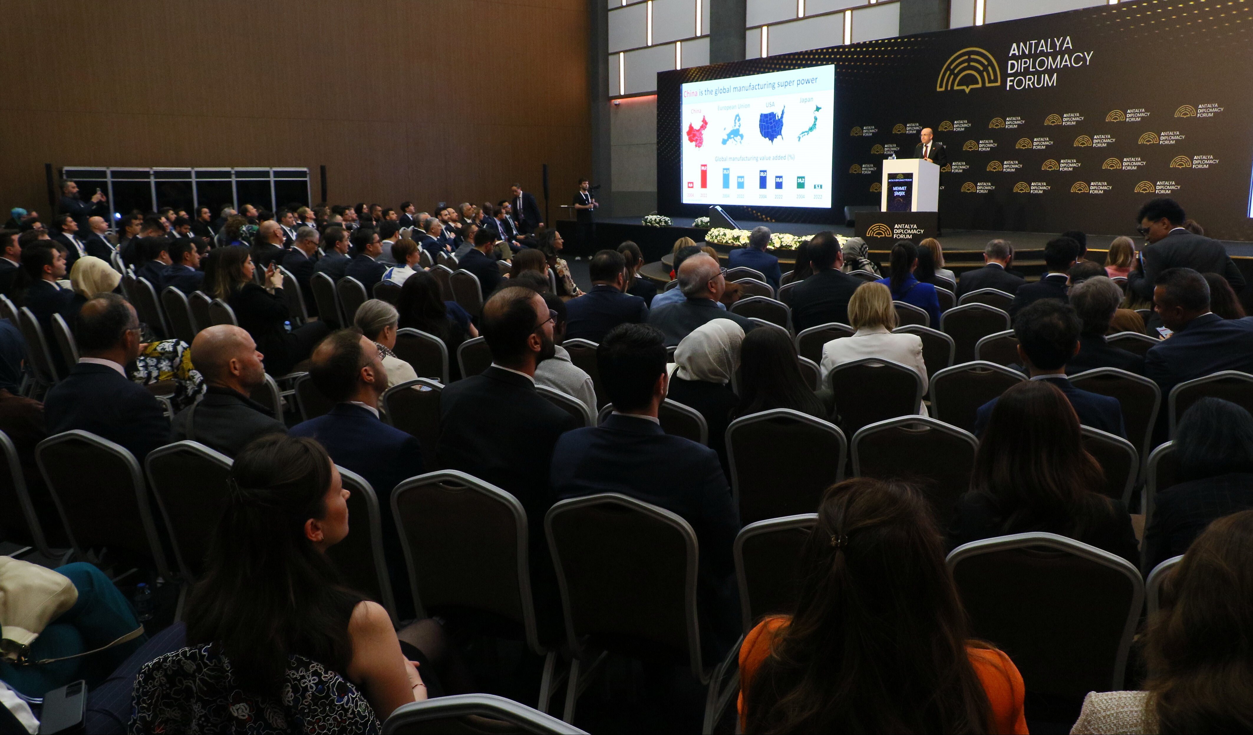Bakan Şimşek'ten 'siyasi destek' vurgusu:  Bakan Şimşek'ten 'siyasi destek' vurgusu: