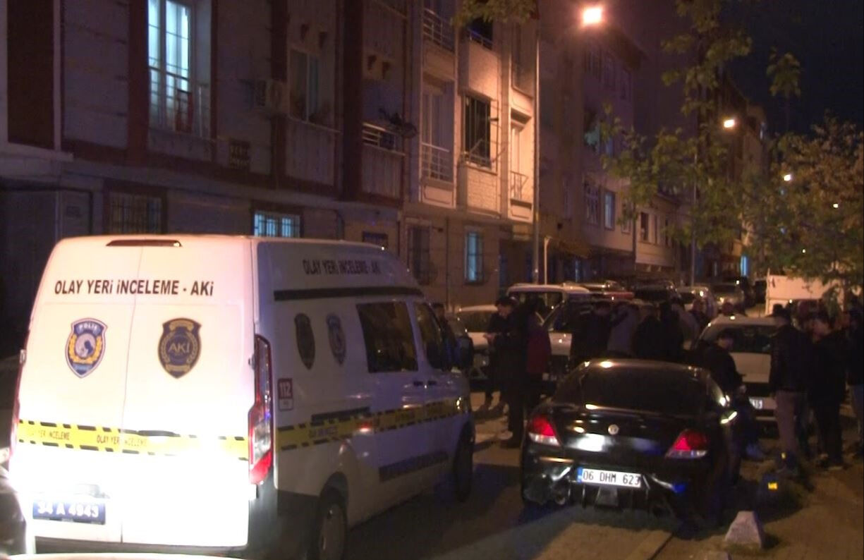 Esenyurt'ta dehşet gecesi! Kız arkadaşını bıçaklayıp annesini öldürdü - 1. Resim