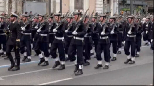 Kıbrıs Yunanistan'dır deyip hakaret etmişlerdi! Türkiye karşıtı provokatör Yunan askerleri ceza alacak Kıbrıs Yunanistan'dır deyip hakaret etmişlerdi! Türkiye karşıtı provokatör Yunan askerler ceza alacak - 1. Resim