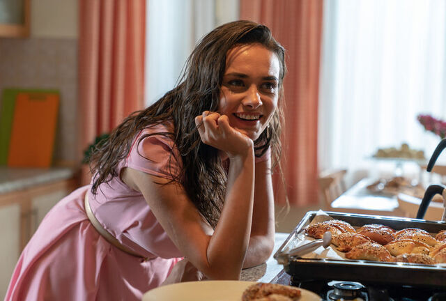 Müstakbel Damat konusu nedir, oyuncuları kimler? Bu akşam televizyonda izleyicinin karşısına çıktı - 2. Resim