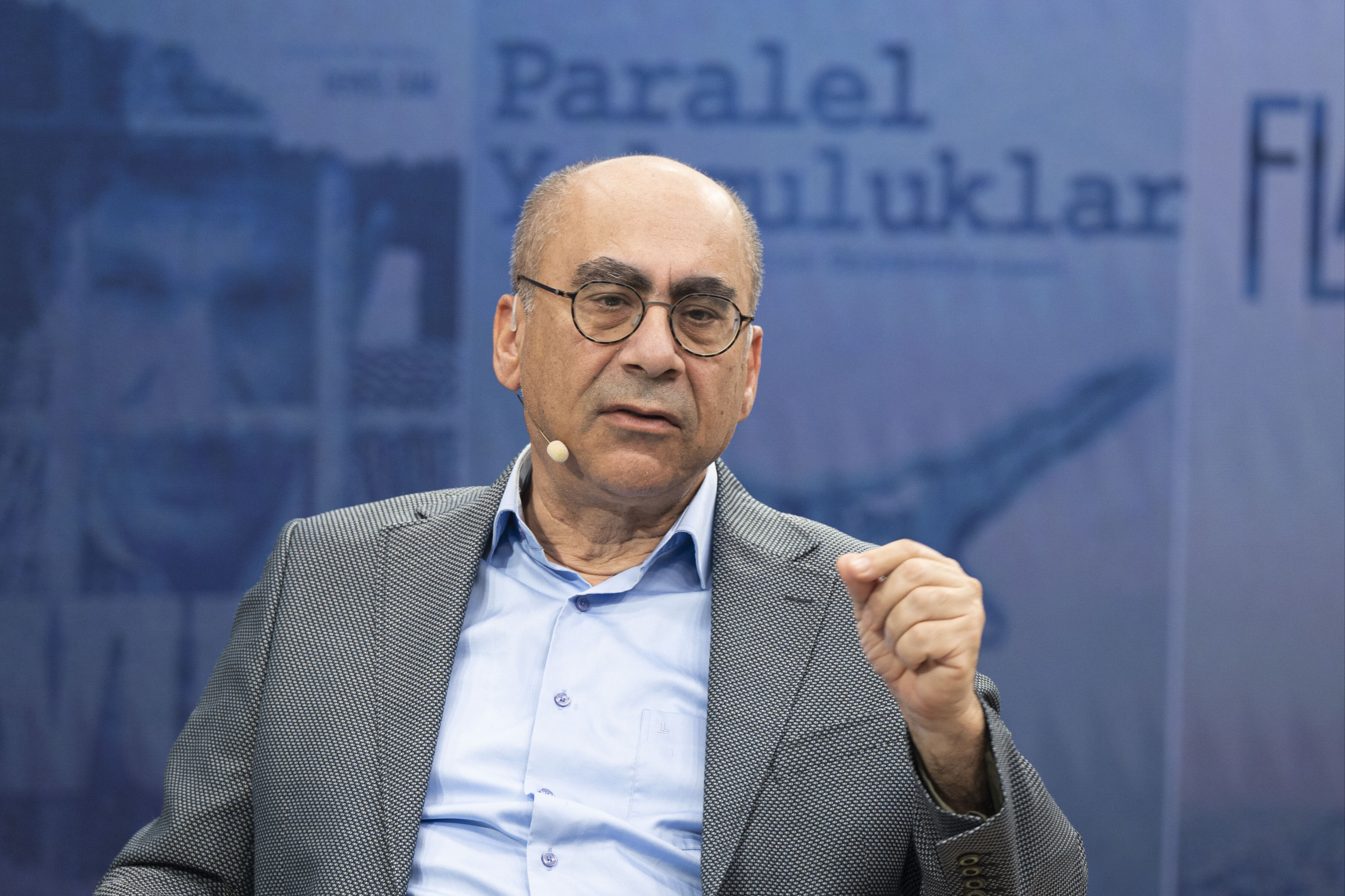 Senaryo yarışmasında finalistler belli oldu! Derviş Zaim başkanlığında 12 Punto 2025 jürisi 12 proje belirledi Senaryo yarışmasında finalistler belli oldu! Derviş Zaim başkanlığında 12 Punto 2025 jürisi 12 proje belirledi - 1. Resim