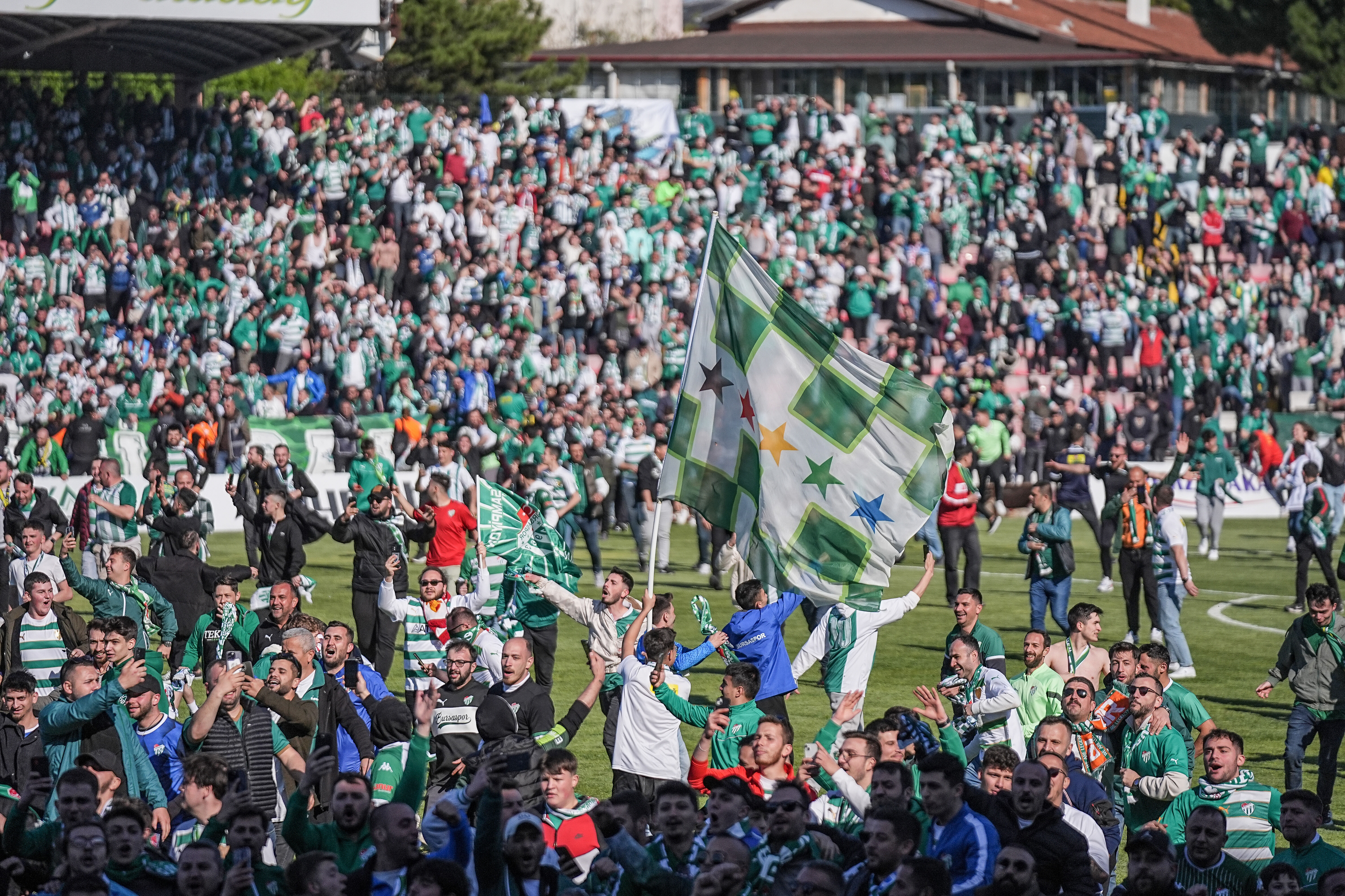 Bursaspor şampiyonluğunu ilan etti! 2. Lig'e geri döndü - 1. Resim