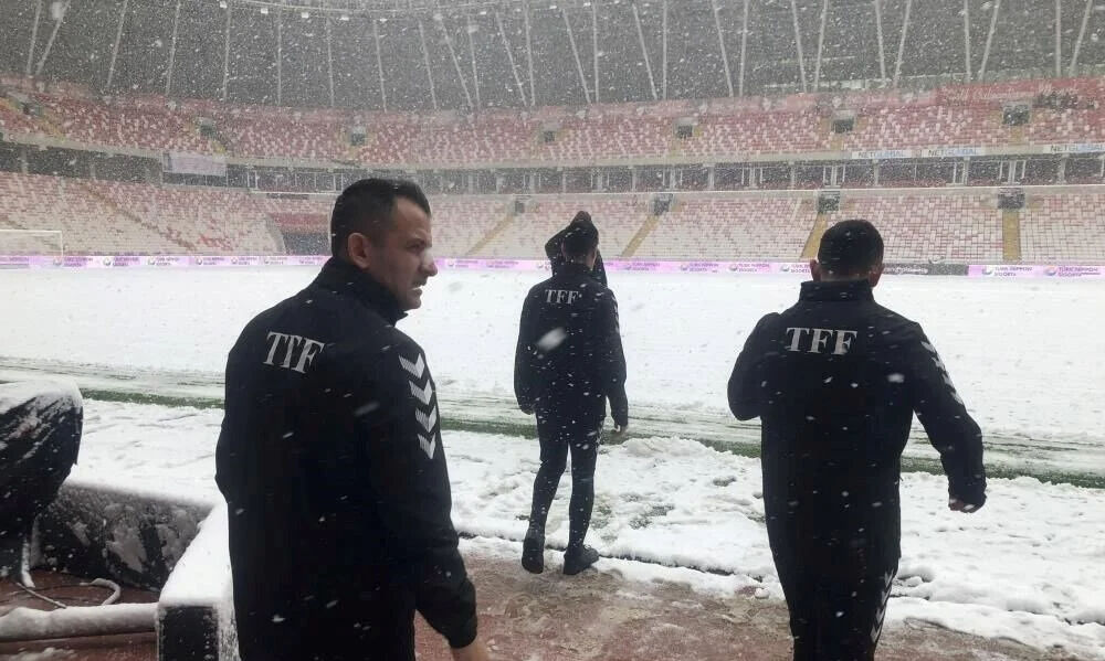 Sivasspor - Fenerbahçe maçında kar yağacak mı, ertelenecek mi, iptal mi? Sivas hava durumu Sivasspor - Fenerbahçe maçında kar yağacak mı, ertelenecek mi, iptal mi? Sivas hava durumu - 2. Resim