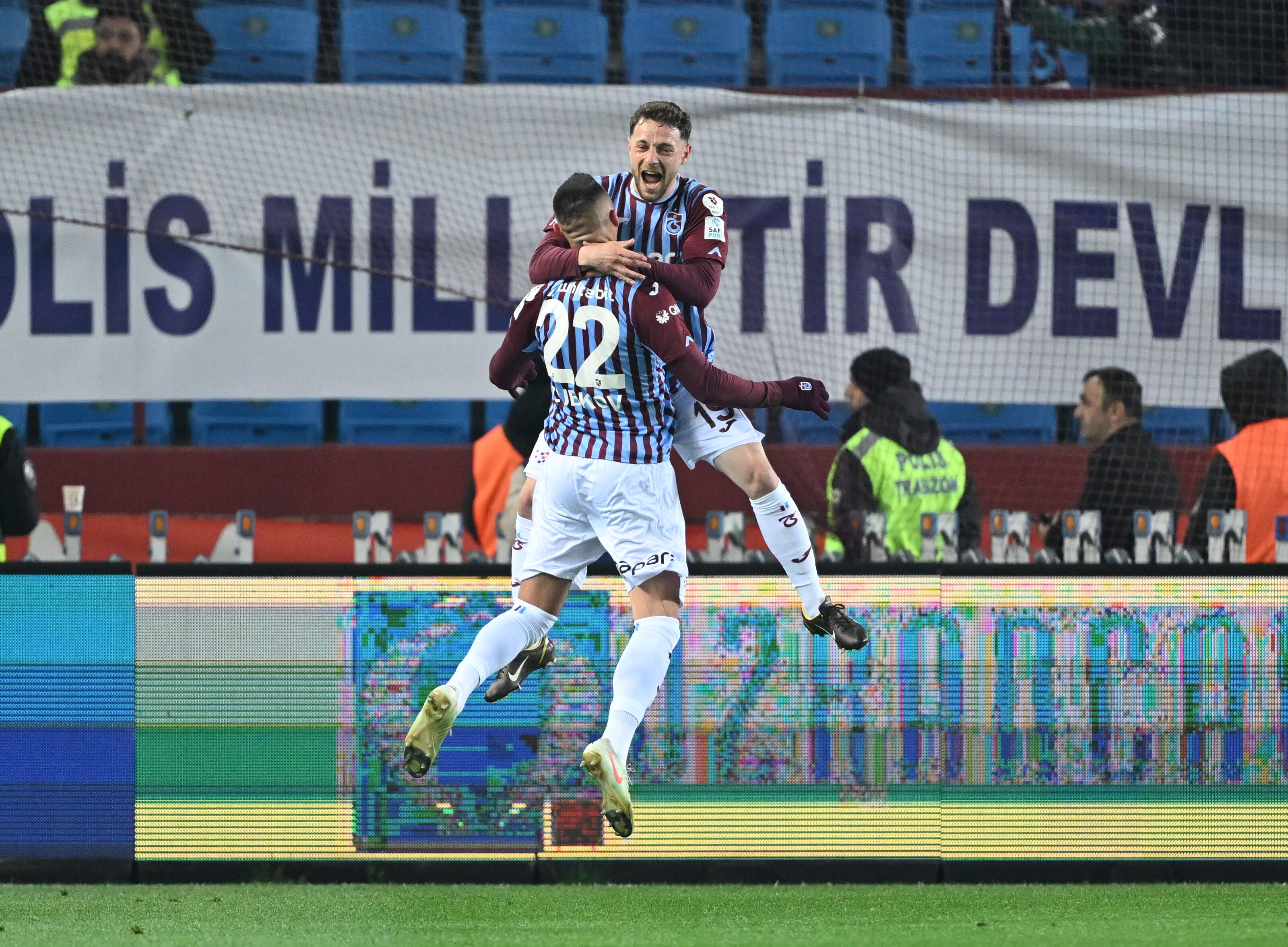 CANLI ANLATIM | Trabzonspor - Çaykur Rizespor - 1. Resim