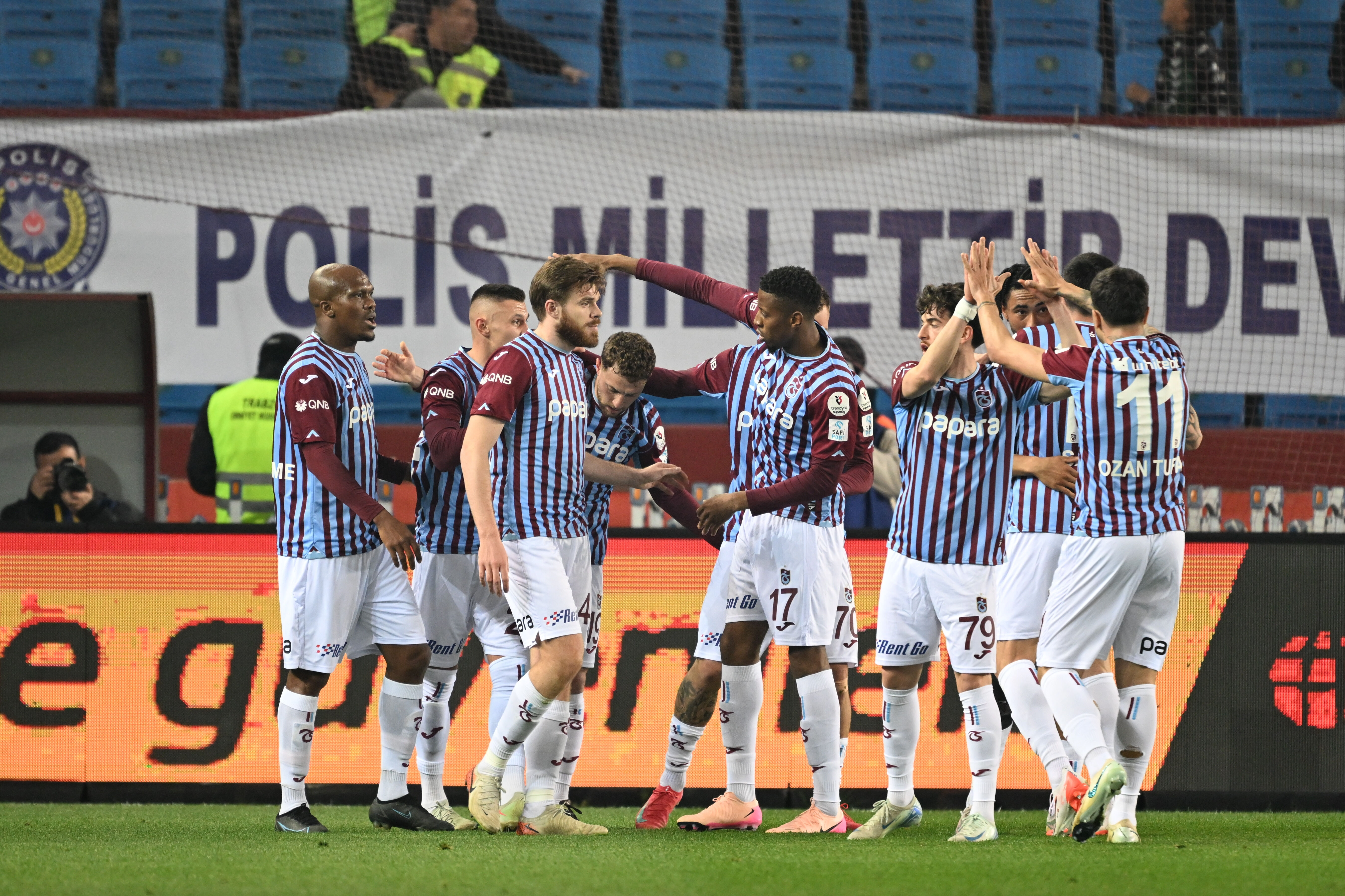 CANLI ANLATIM | Trabzonspor - Çaykur Rizespor - 2. Resim