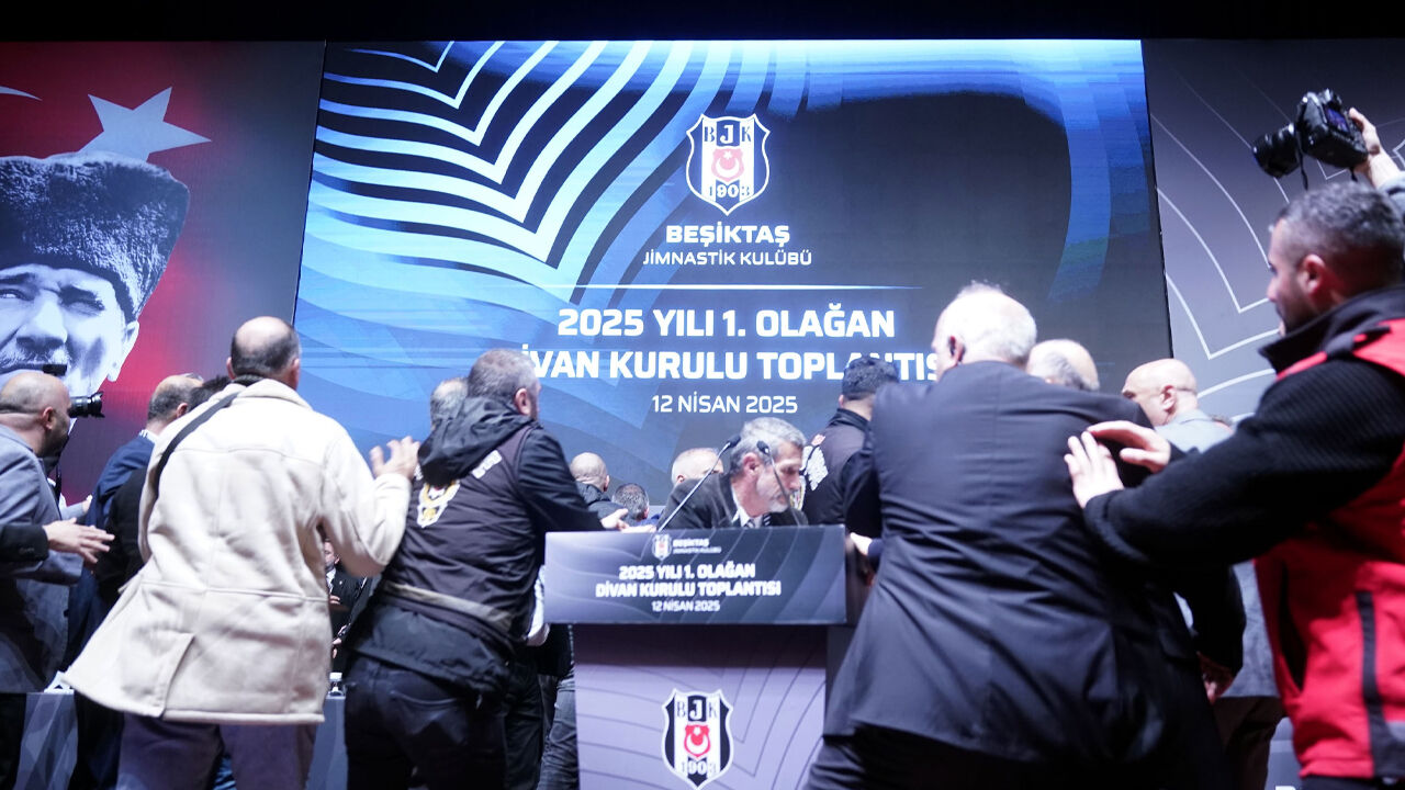 Yumruklu saldırı sonrası Hasan Arat'tan ilk hamle! Hukuki süreç başlatıldı Yumruklu saldırı sonrası Hasan Arat'tan ilk hamle! Hukuki süreç başlatıldı - 1. Resim