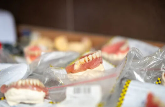 Dolgu ve implant tarih oluyor! Diş sağlığında çığır açan gelişme: Kolaylıkla entegre olup kendini onarabiliyor Dolgu ve implant tarih oluyor! Diş sağlığında çığır açan gelişme: Kolaylıkla entegre olup kendini onarabiliyor - 2. Resim