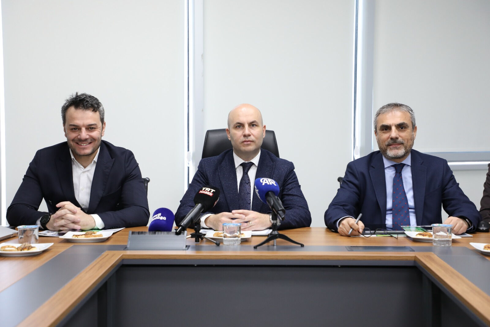 Elektrikte kayıp-kaçakla mücadelede yeni dönem! Tespit edene ödül var Elektrikte kayıp-kaçakla mücadelede yeni dönem! Tespit edene ödül var - 1. Resim