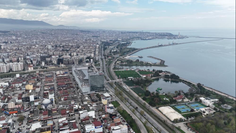 Korkutan gerçek denetimde ortaya çıktı: Amasya'daki deprem sonrası 1 milyon nüfuslu kent diken üstünde! Korkutan gerçek denetimde ortaya çıktı: Amasya'daki deprem sonrası 1 milyon nüfuslu kent diken üstünde! - 1. Resim
