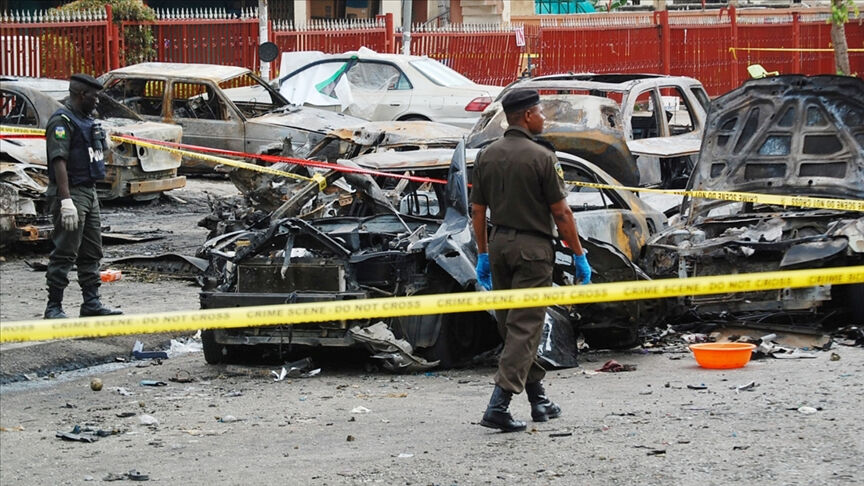 Ülke savaş alanına döndü, onlarca kişi can verdi - 2. Resim
