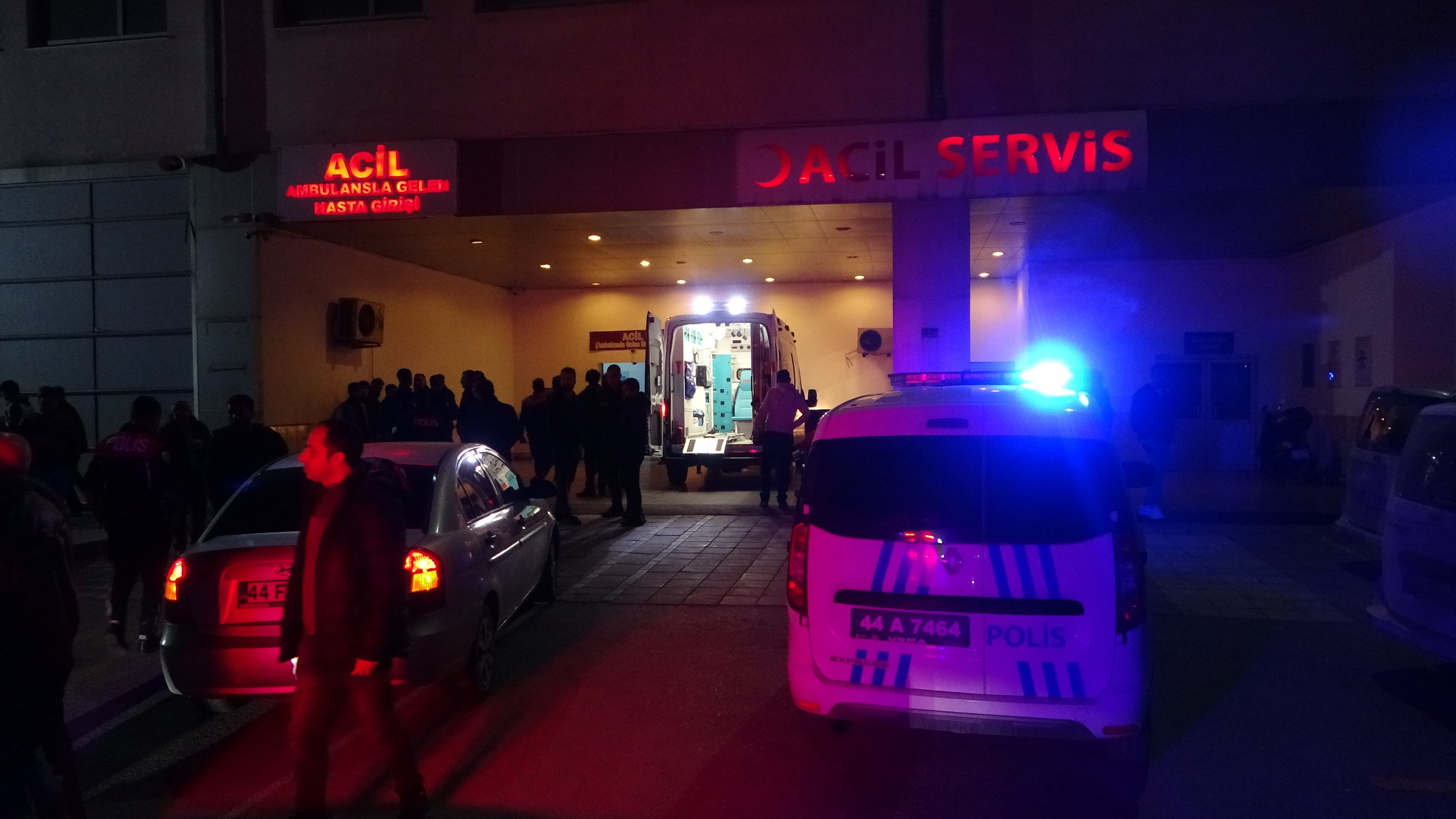 Halı sahada maç yaparken yere yığıldı! Polis memurundan üzen haber - 1. Resim