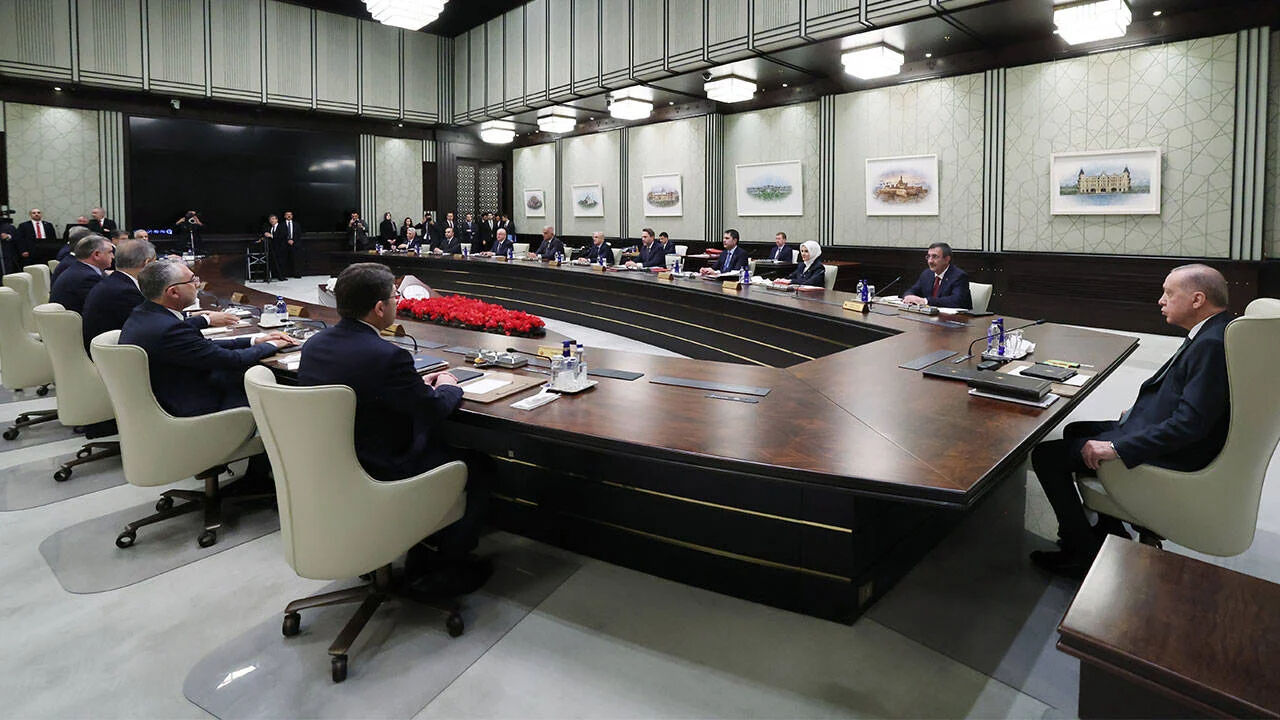 Kabine Toplantısı'nda neler konuşuldu? Yoğun gündem maddeleriyle dikkat çekti - 4. Resim