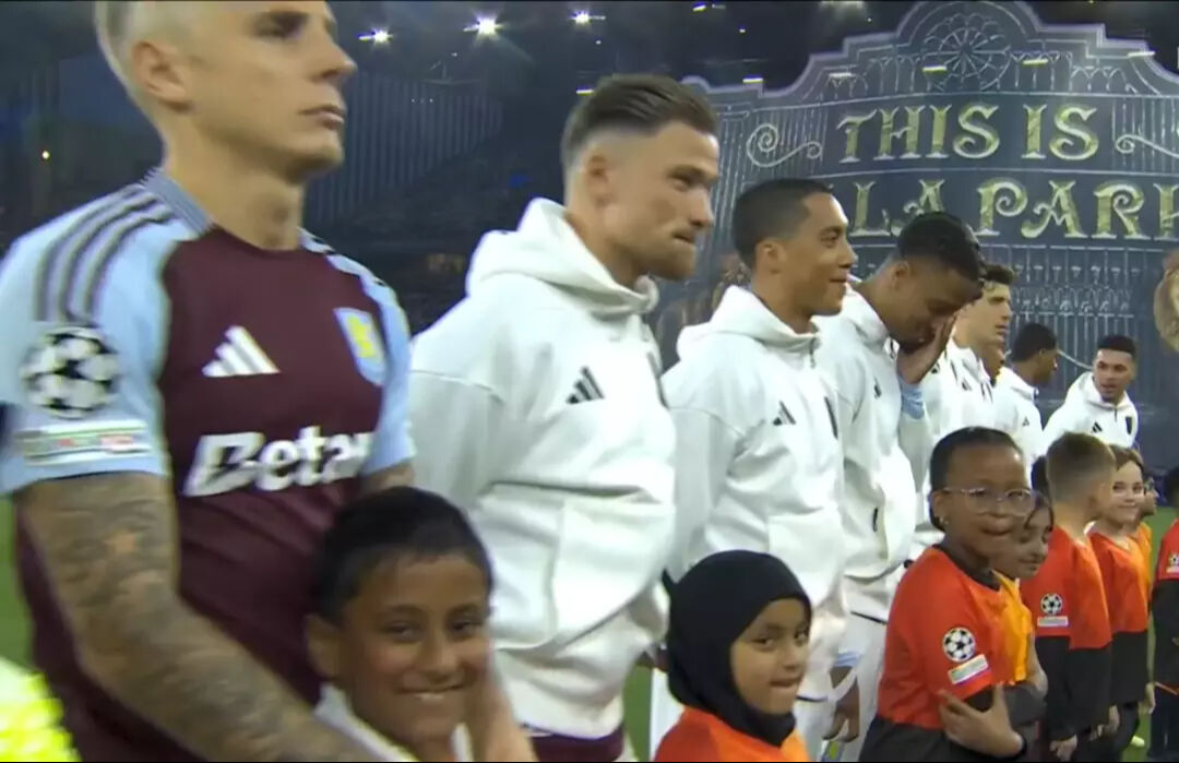 Şampiyonlar Ligi'nde müzik skandalı! Seremonide UEFA Avrupa Ligi marşı çalındı - 1. Resim