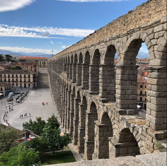 Tatil için gittiği yerde faciayı yaşadı! Seyir terasından düşerek can verdi Tatil için gittiği yerde faciayı yaşadı! Seyir terasından düşerek can verdi - 1. Resim