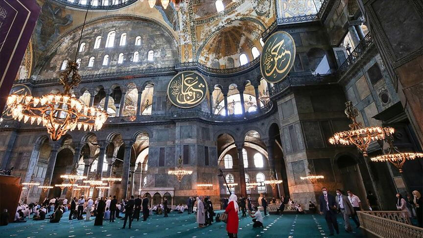 Ayasofya Camii ziyarete açık mı? Tarihinin en büyük restorasyonu nedeniyle Ayasofya ziyaret saatleri 2025 gündeme geldi - 1. Resim