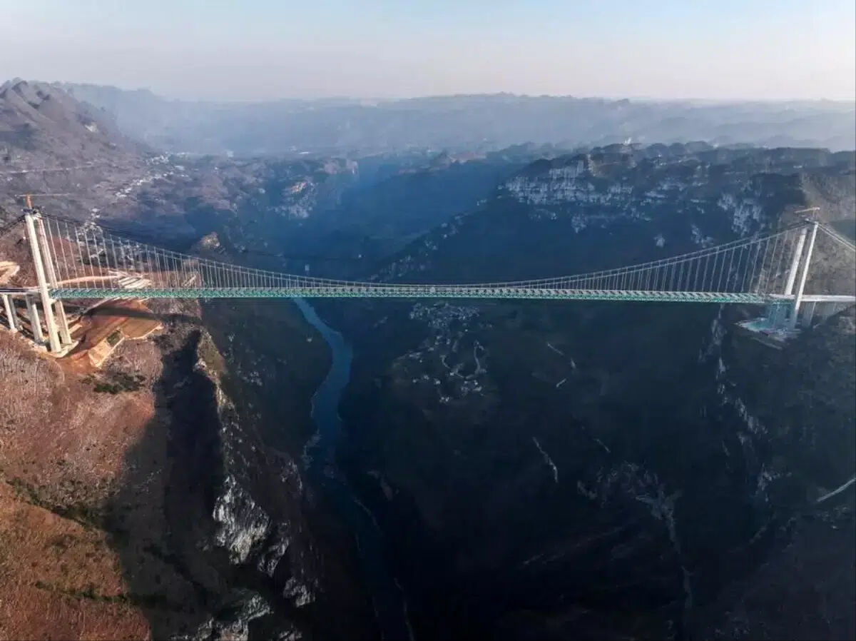 Dünyanın en yüksek köprüsü olacak, bu yıl açılacak! Seyahat süresi 2 saatten 1 dakikaya düşecek Dünyanın en yüksek köprüsü olacak, bu yıl açılacak! Seyahat süresi 2 saatten 1 dakikaya düşecek - 1. Resim