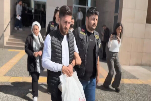 Güldane Cuma tutuklandı mı? Skandal ilişkilerini tüm Türkiye konuşuyor Güldane Cuma tutuklandı mı? Skandal ilişkilerini tüm Türkiye konuşuyor - 2. Resim