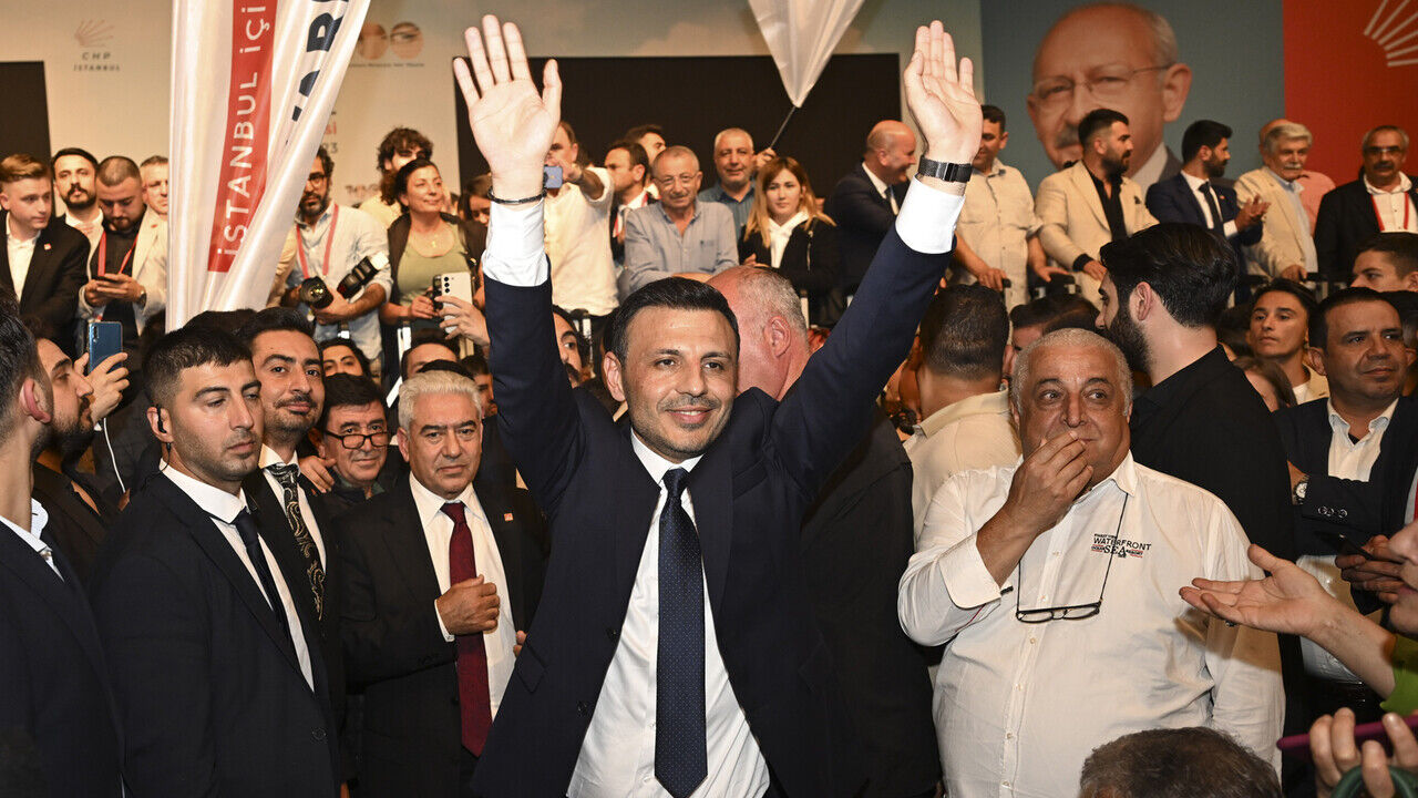 Özgür Çelik kimdir, kaç yaşında? CHP İstanbul İl Başkanı Özgür Çelik kimdir, kaç yaşında? CHP İstanbul İl Başkanı - 2. Resim