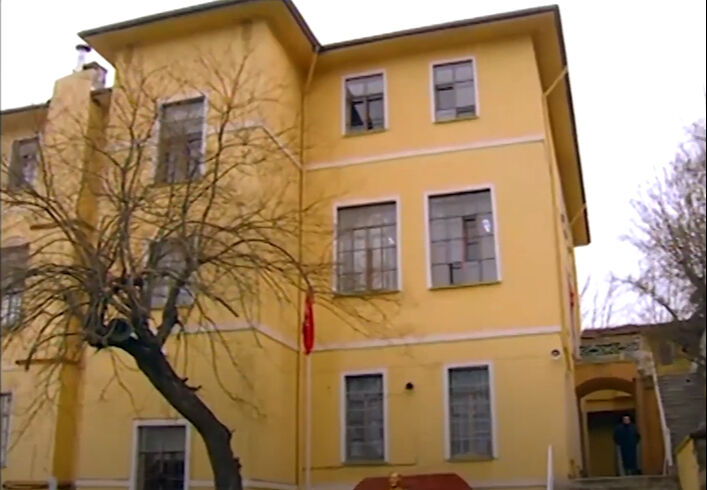 Perran Kutman’dan yıllar sonra gelen Hayat Bilgisi itirafı! Babasının adını vermişler Perran Kutman’dan yıllar sonra gelen Hayat Bilgisi itirafı! Babasının adını vermişler - 2. Resim