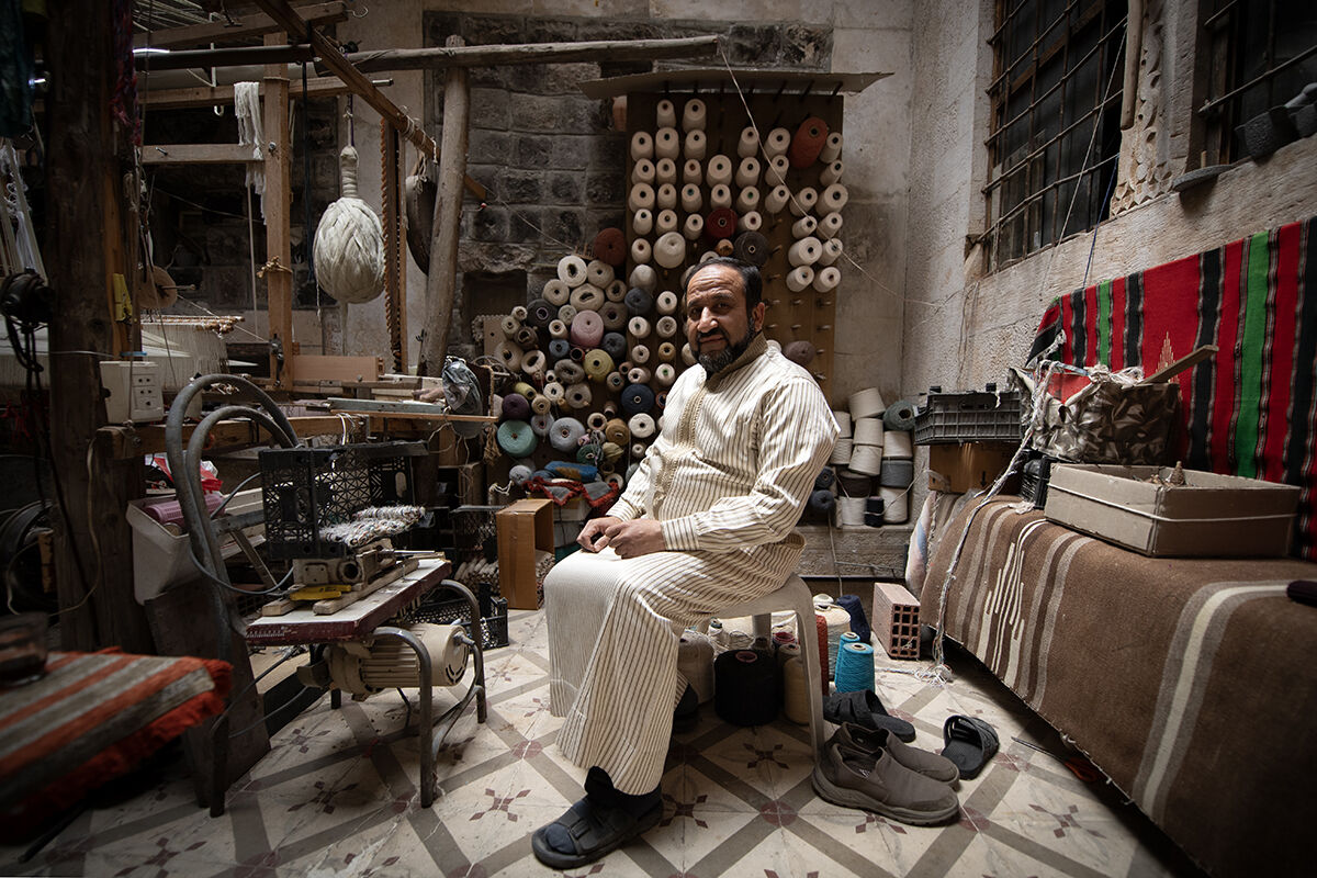 Teknolojiye direnen dokumacının asırlık el tezgahı! Yüzlerce yıllık dokuma metotlarını yaşatıyor - 9. Resim