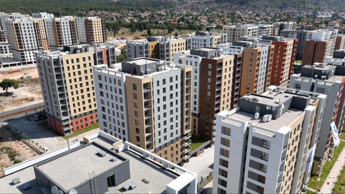 Zirvenin sahibi Araplar değil! İşte Türkiye'den en çok konut alan yabancı sıralaması - 3. Resim