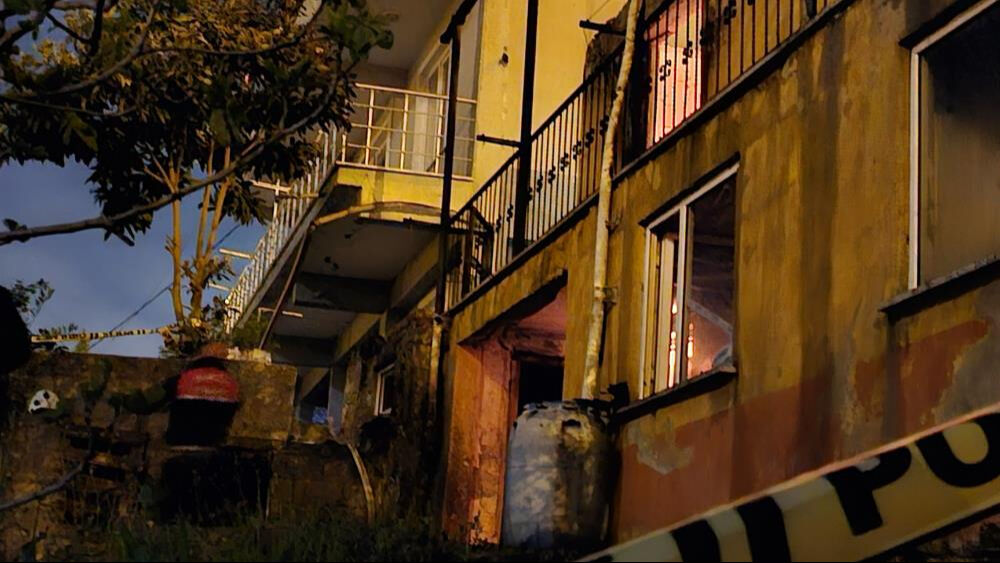 Zonguldak'ta sıcak saatler! Alevler her yeri sardı, bir kişinin cesedi bulundu Zonguldak'ta sıcak saatler! Alevler her yeri sardı, bir kişinin cesedi bulundu - 2. Resim