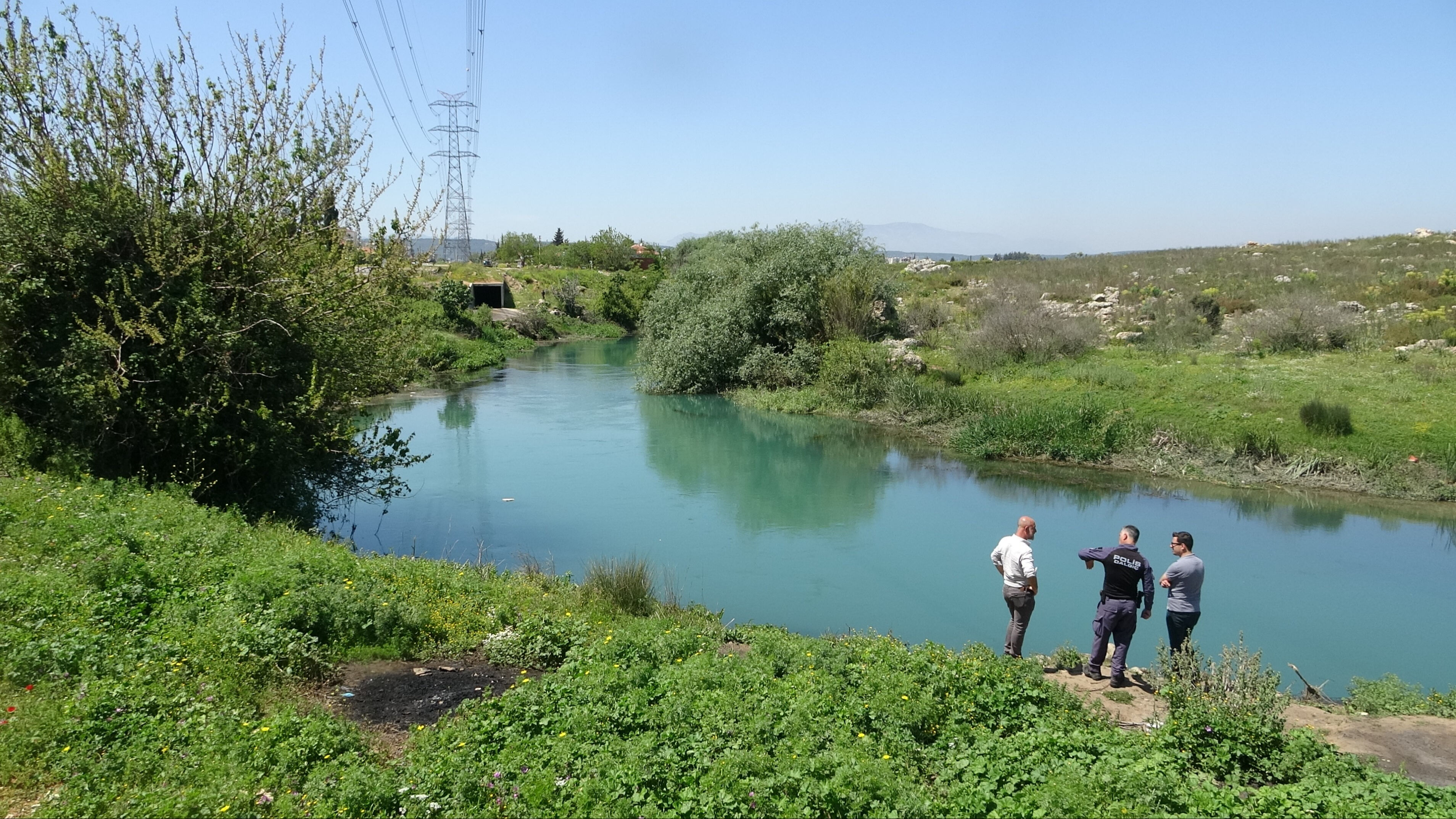 Antalya'da 15 gündür kayıp! Dalgıçlar su altında, ekipler kanal kenarında arıyor - 1. Resim