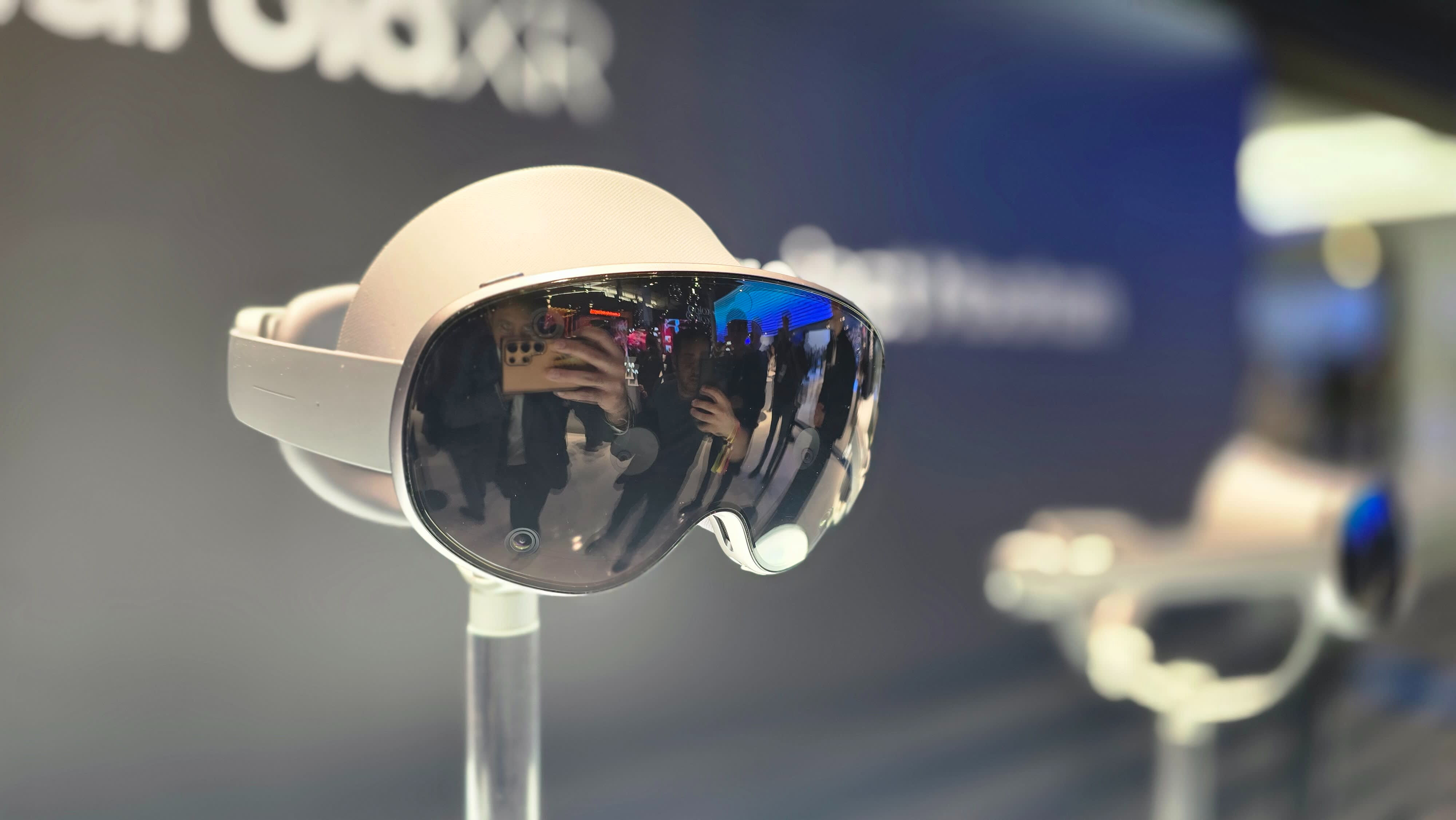 Apple Vision Air için geri sayım başladı! İşte beklenen fiyat ve özellikler Apple Vision Air için geri sayım başladı! İşte beklenen fiyat ve özellikler - 5. Resim