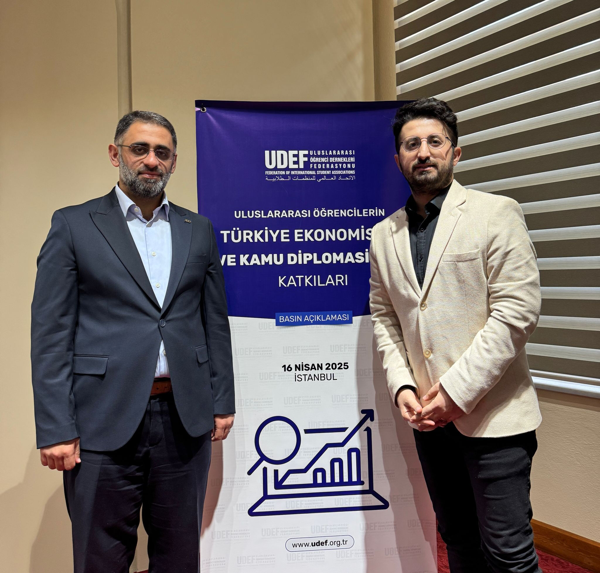 Ayrımcı söylemler öğrenci sayısını yüzde 6 düşürdü! UDEF Başkanı: Uluslararası öğrenciler sahipsiz Ayrımcı söylemler öğrenci sayısını yüzde 6 düşürdü! UDEF Başkanı: Uluslararası öğrenciler sahipsiz - 1. Resim